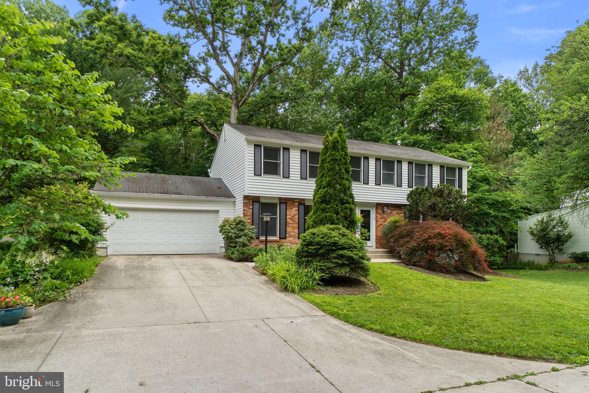 VILLAGE OF HICKORY RIDGE - Residential
