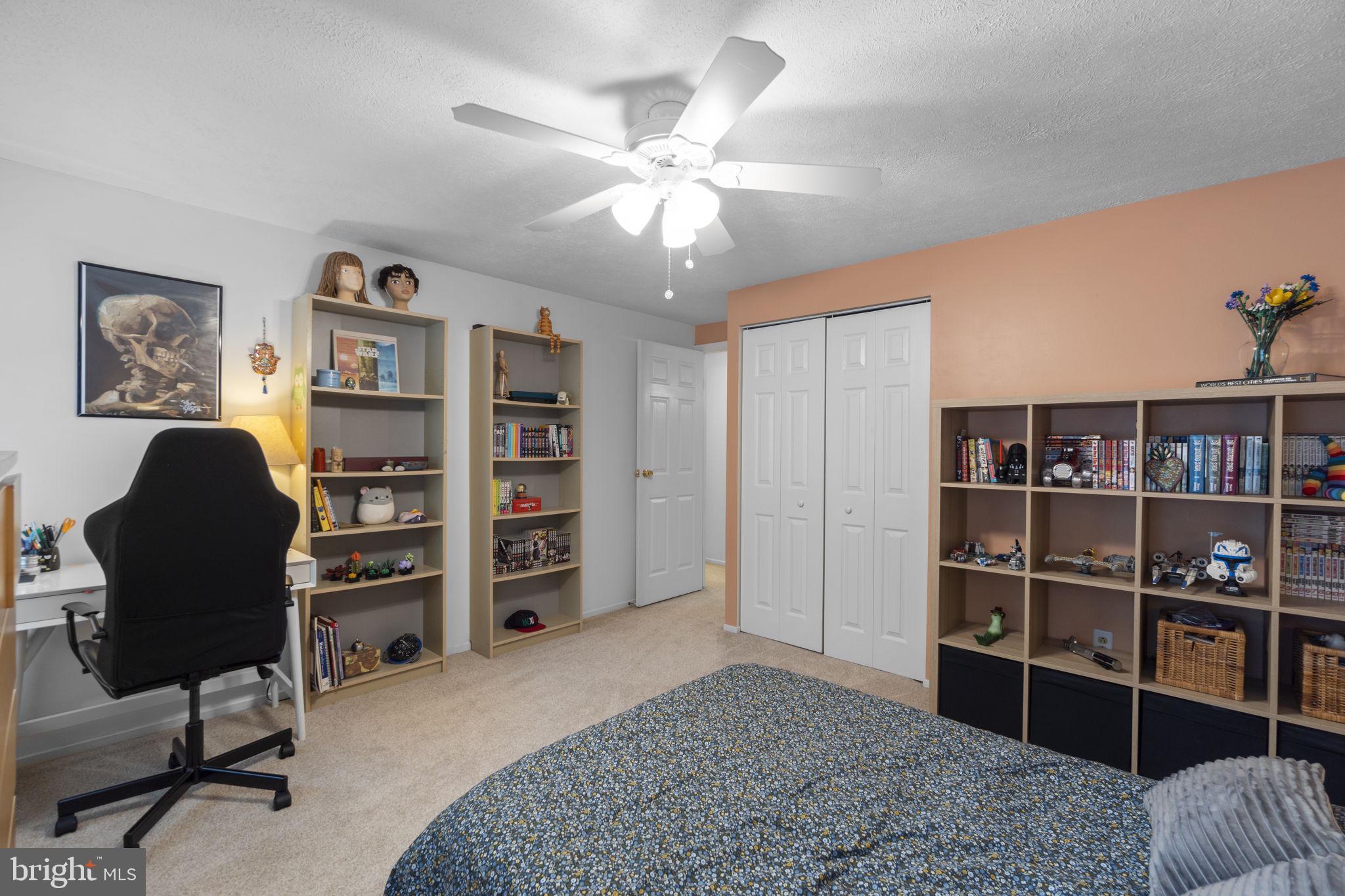 VILLAGE OF HICKORY RIDGE - Residential