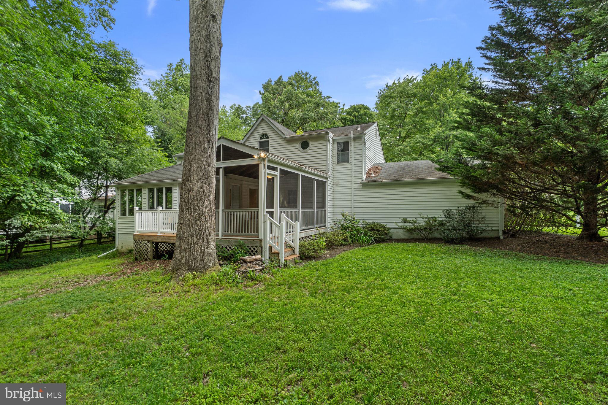 VILLAGE OF HICKORY RIDGE - Residential