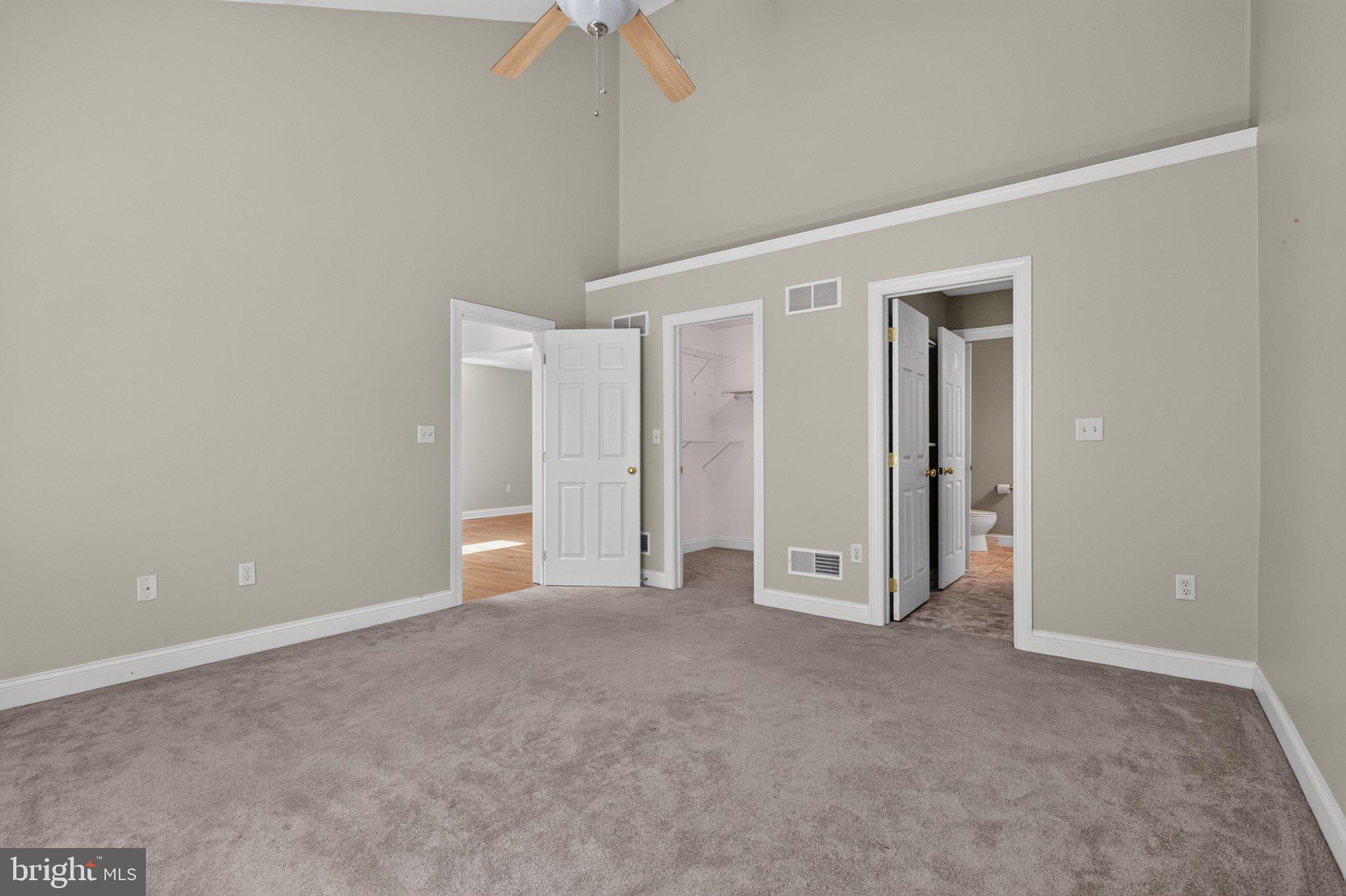 STRATTON CHASE - Residential