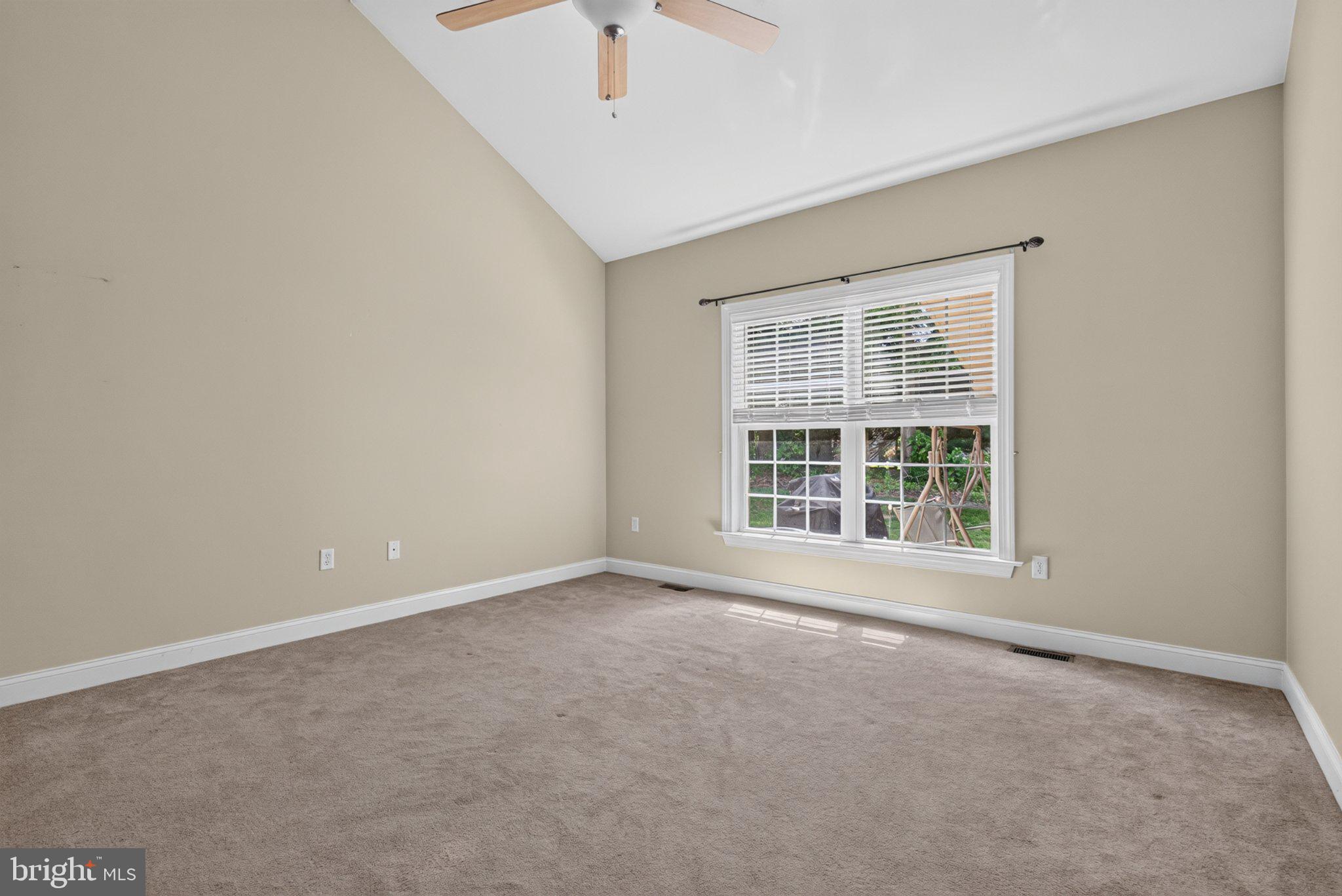 STRATTON CHASE - Residential