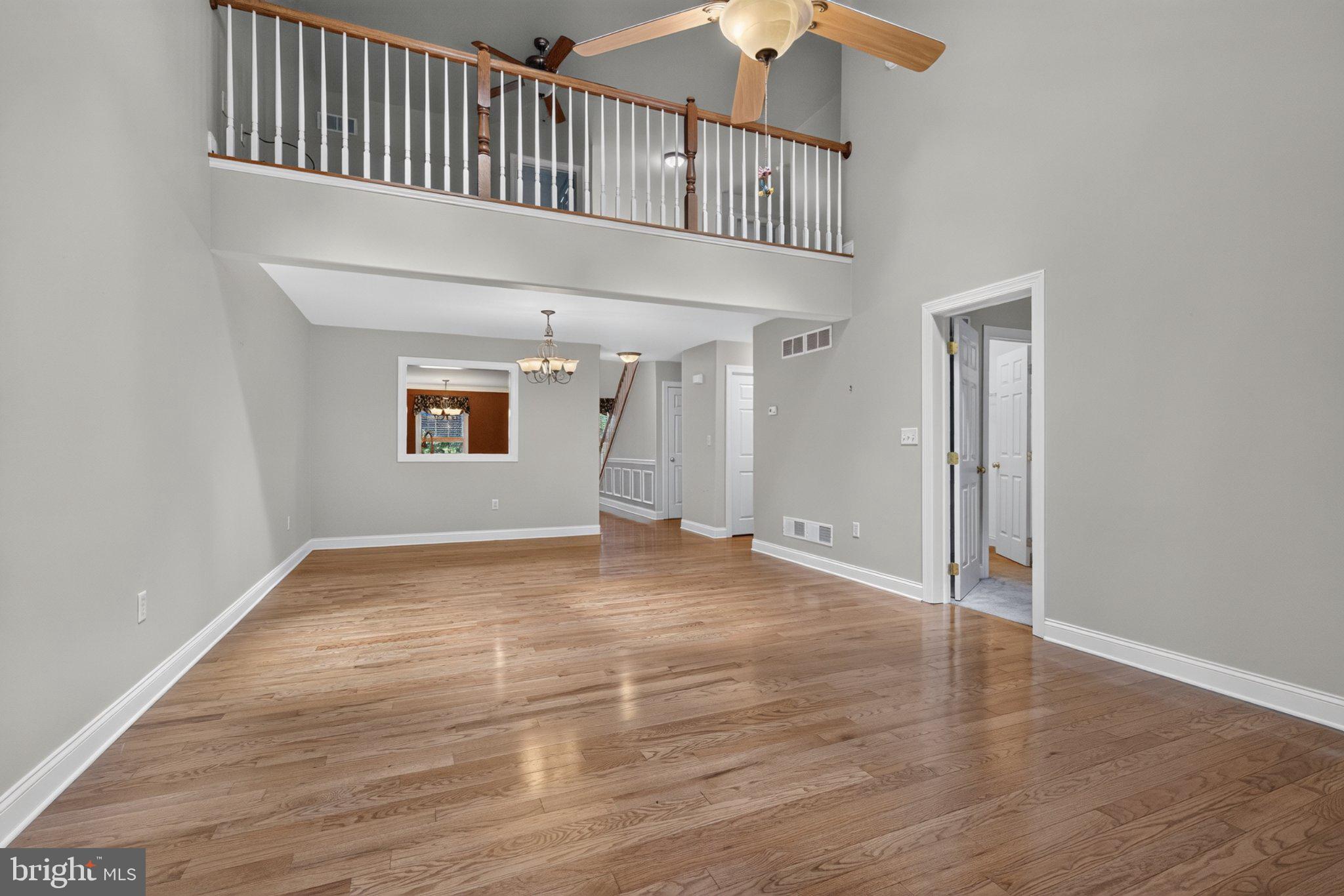 STRATTON CHASE - Residential