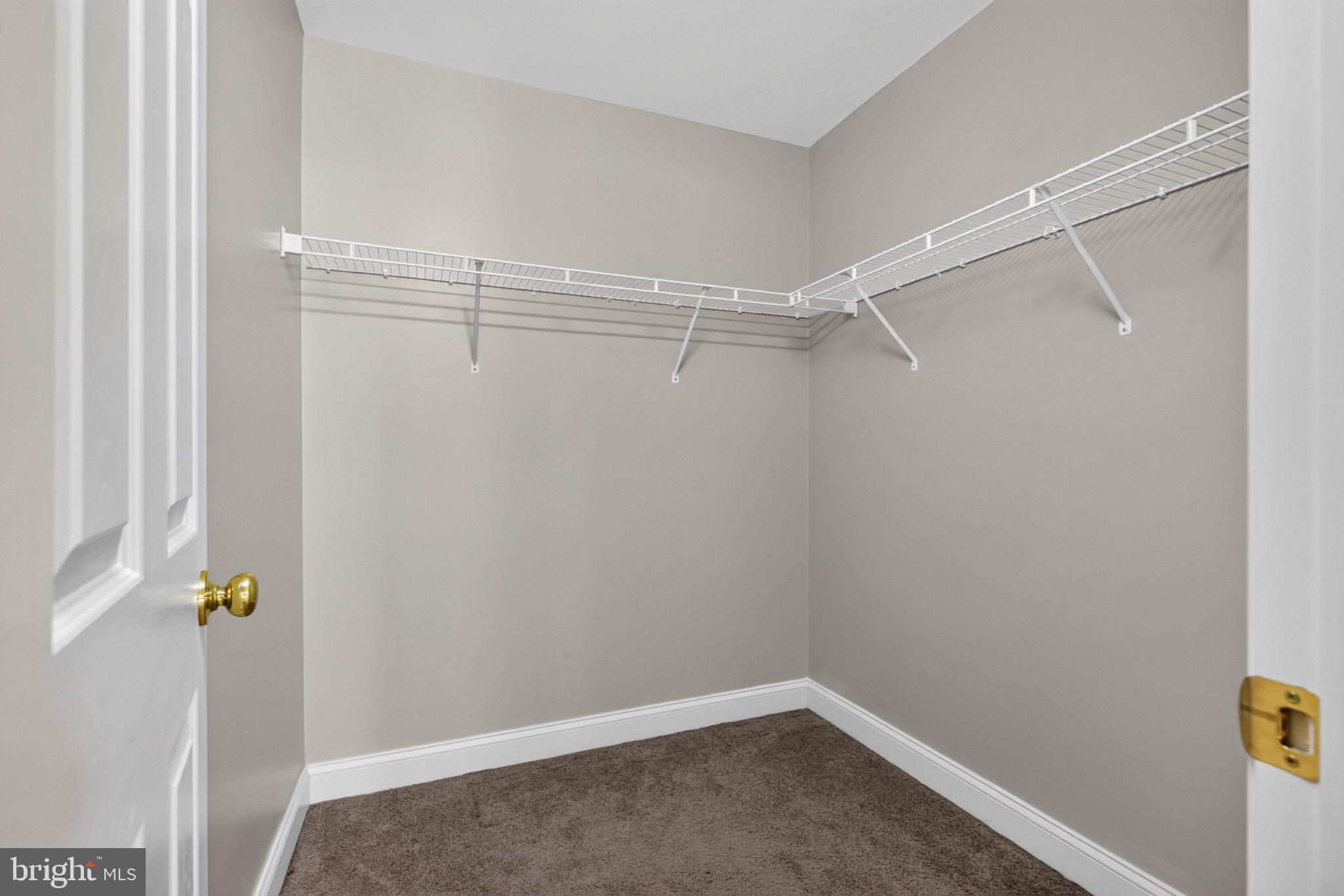 STRATTON CHASE - Residential