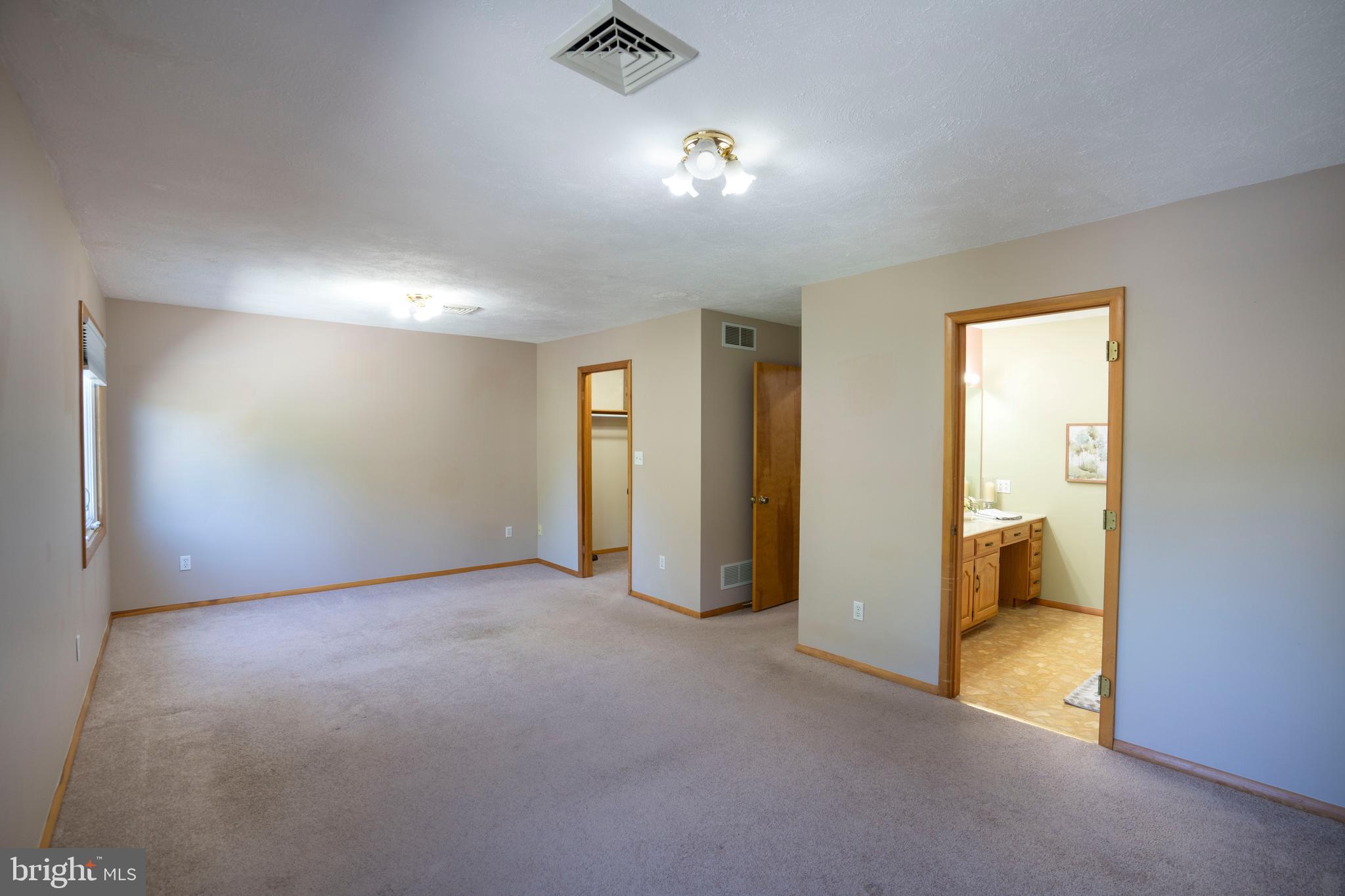 AARON VILLAGE - Residential