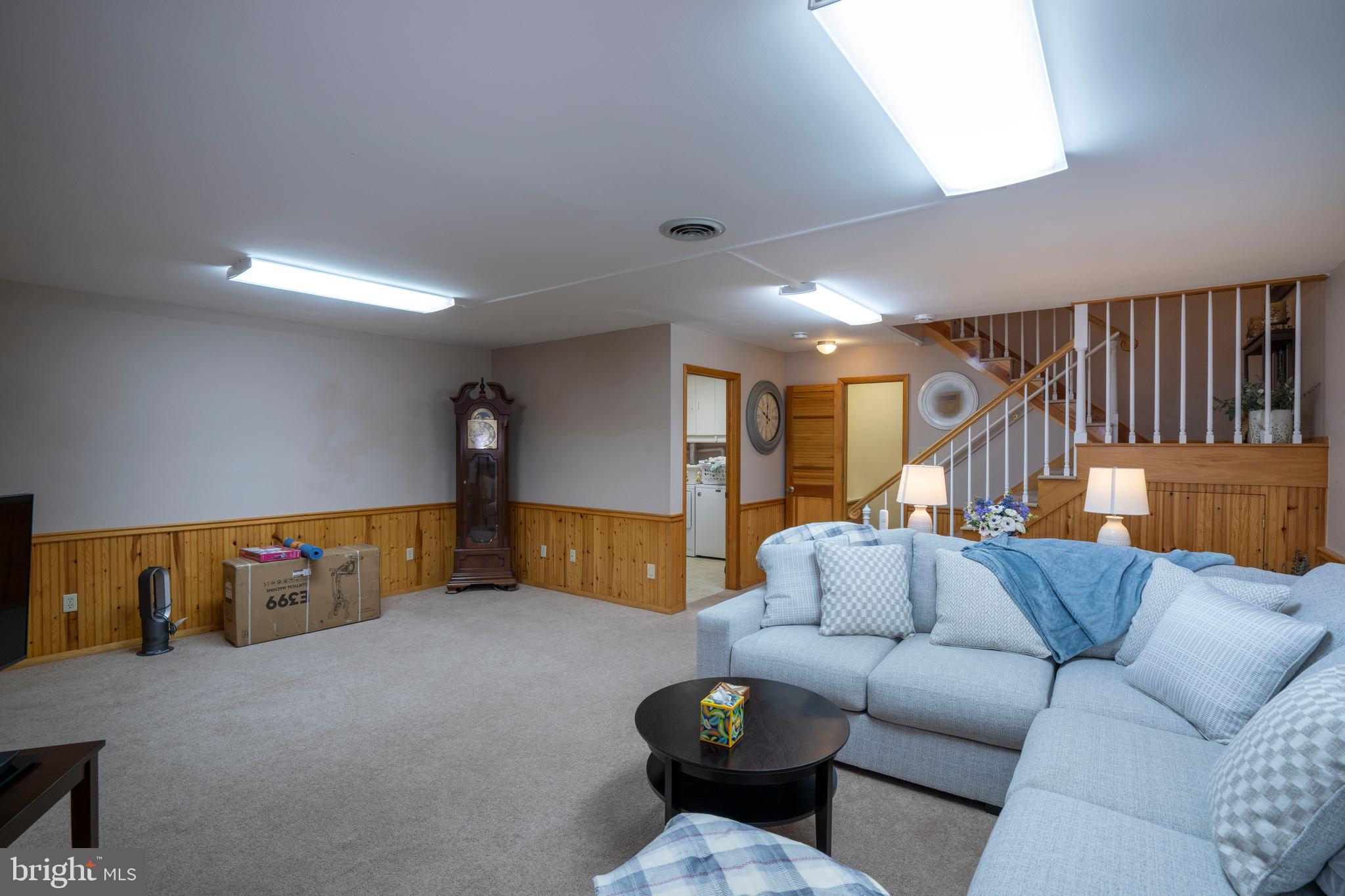AARON VILLAGE - Residential