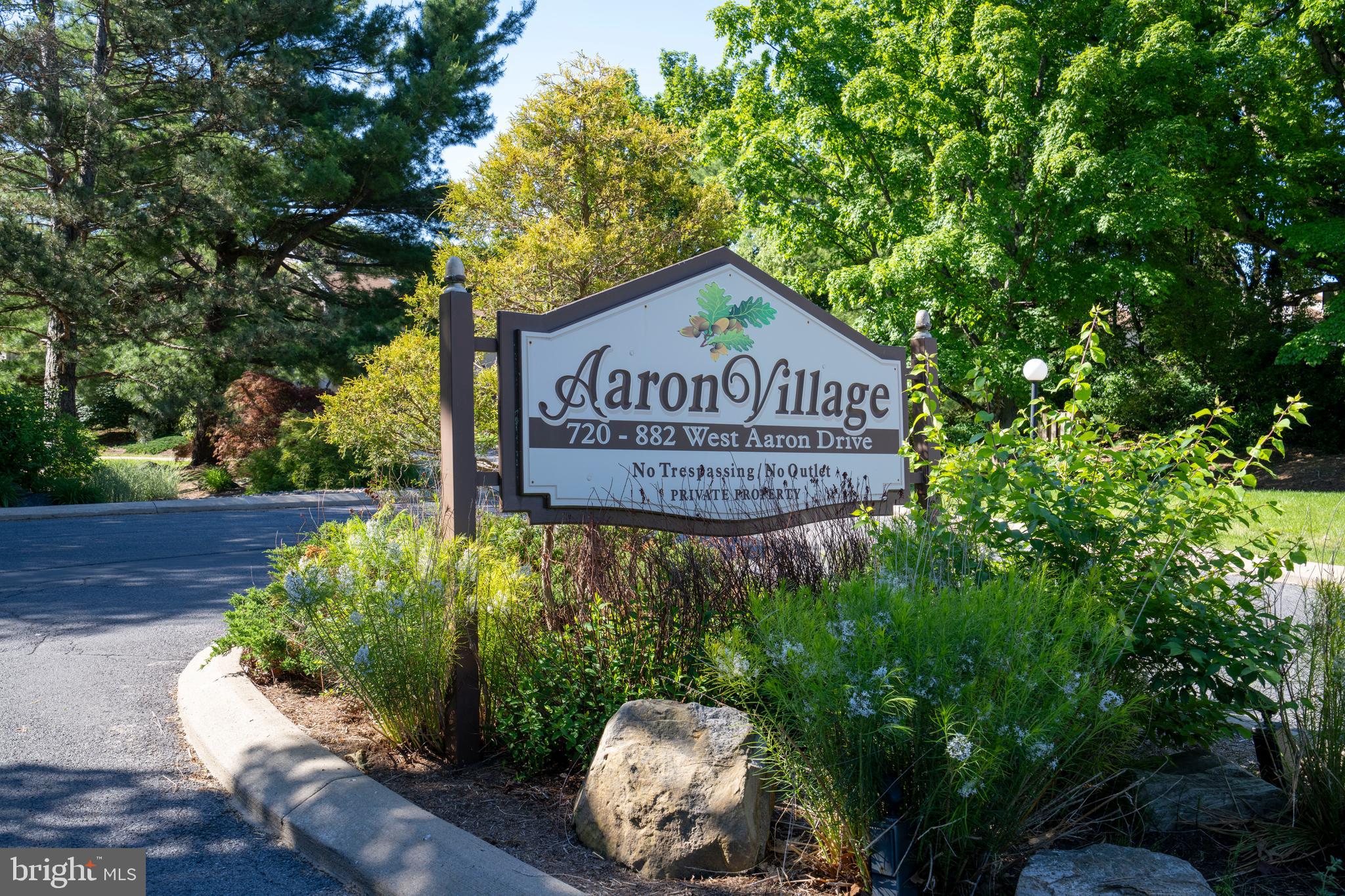 AARON VILLAGE - Residential