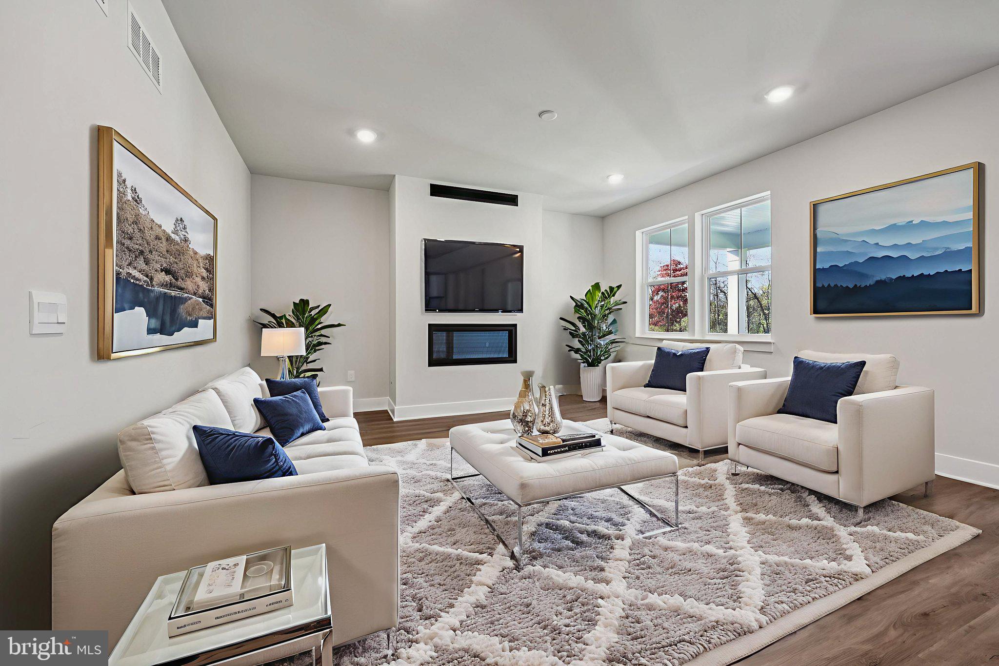 WILLOW RUN - Residential