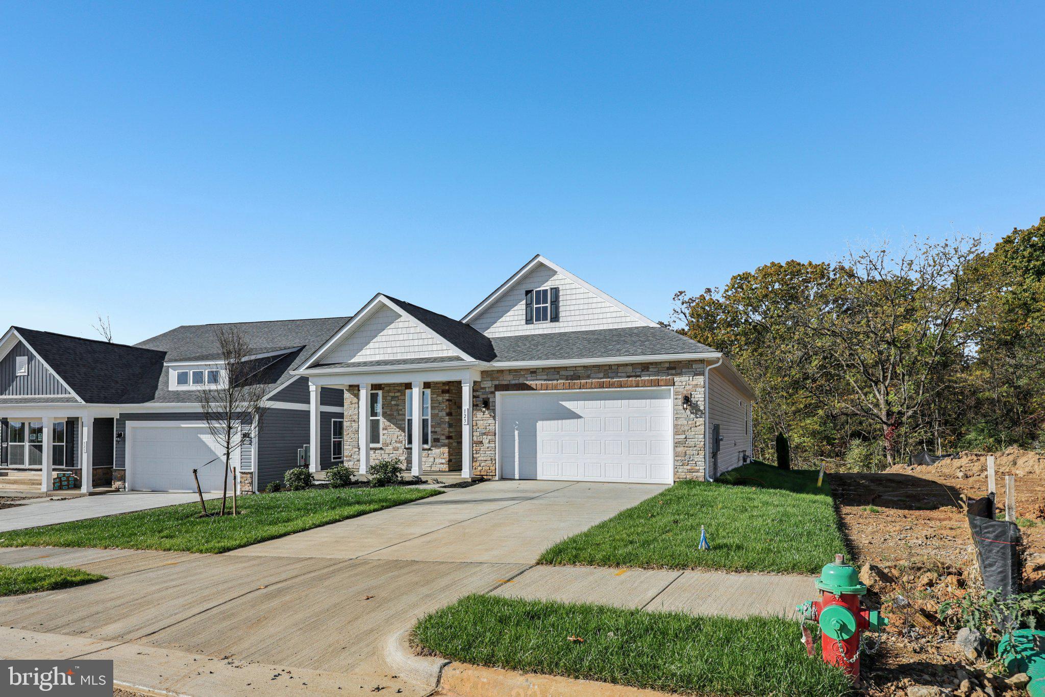 WILLOW RUN - Residential