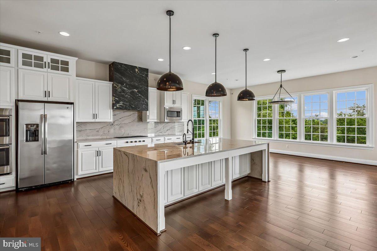 POOLEDALE FARM - Residential
