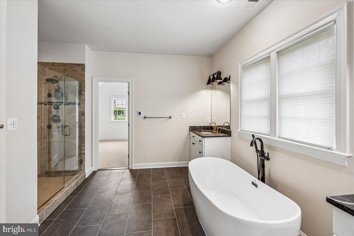 POOLEDALE FARM - Residential