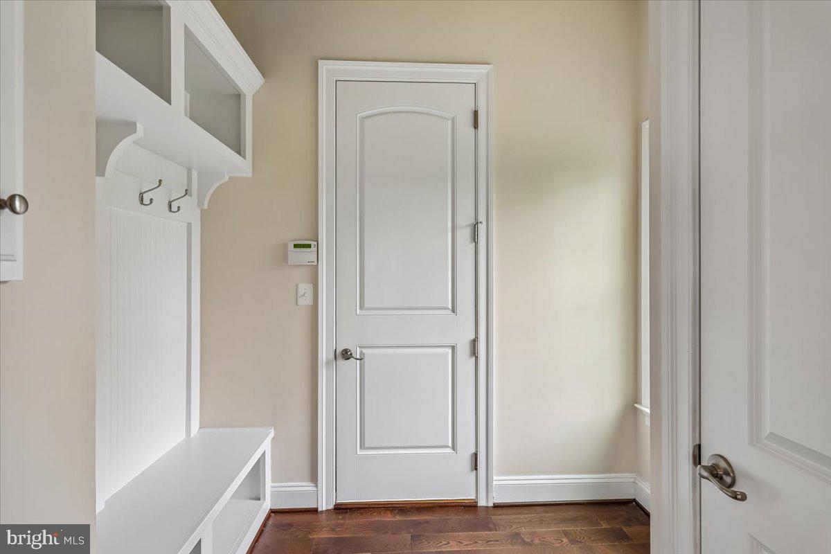 POOLEDALE FARM - Residential