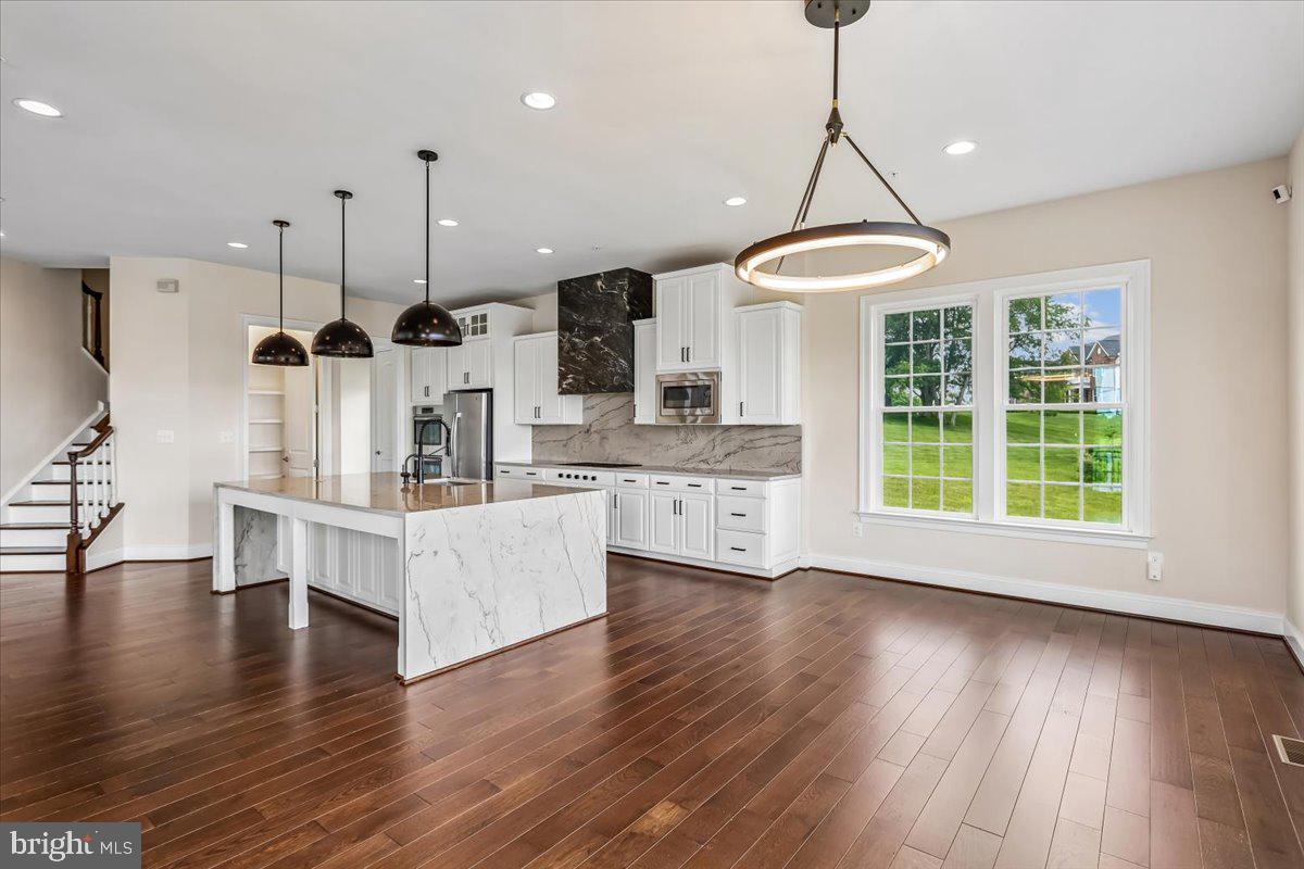 POOLEDALE FARM - Residential