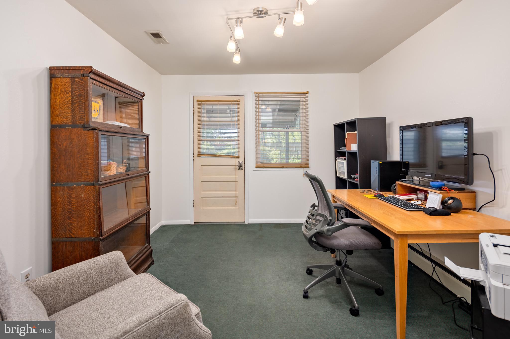 GLEN BURNIE PARK - Residential