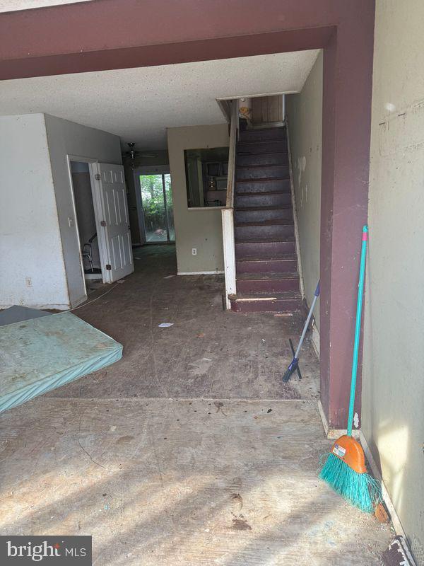ELMWOOD PARK - Residential
