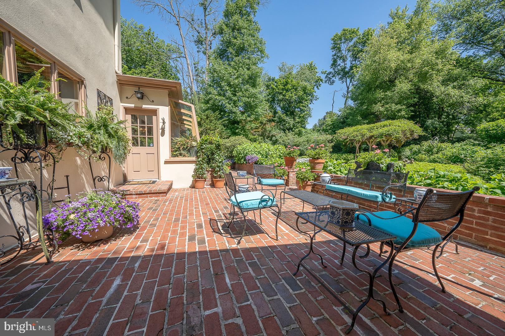 MERION GOLF ESTATES - Residential