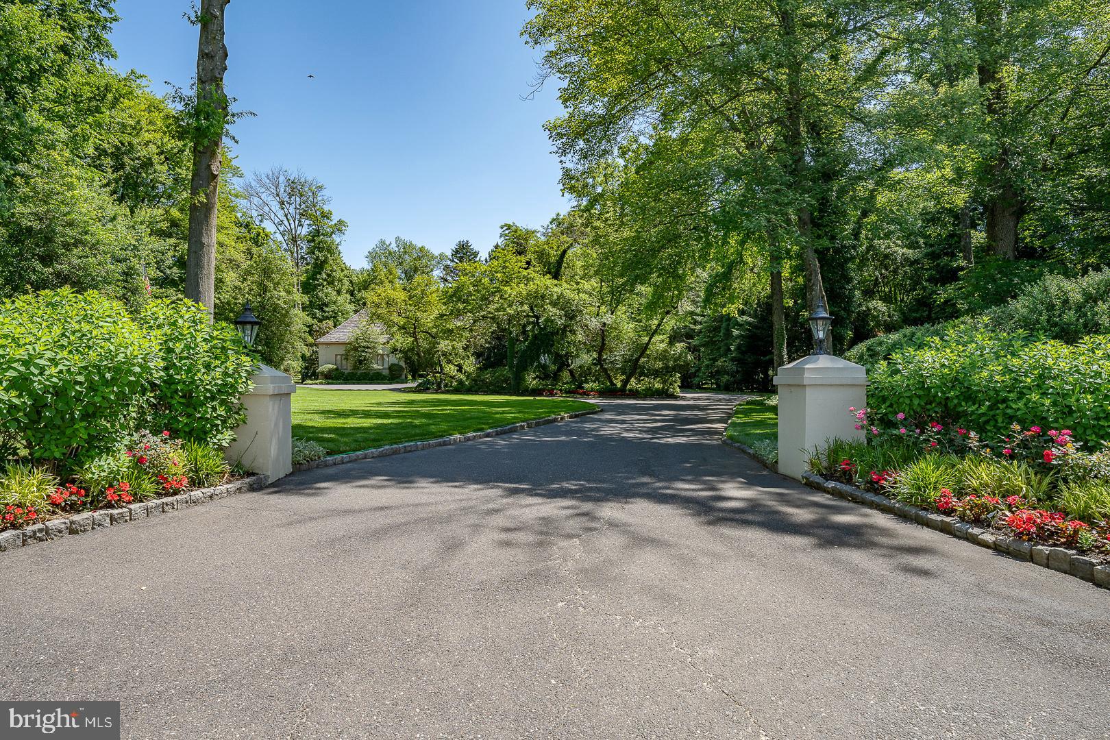 MERION GOLF ESTATES - Residential