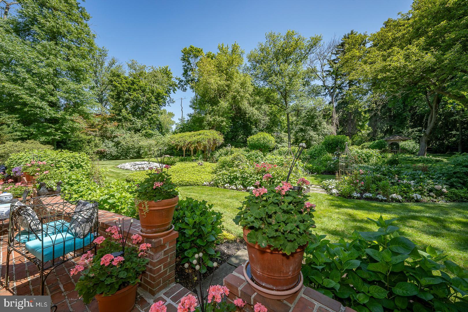MERION GOLF ESTATES - Residential