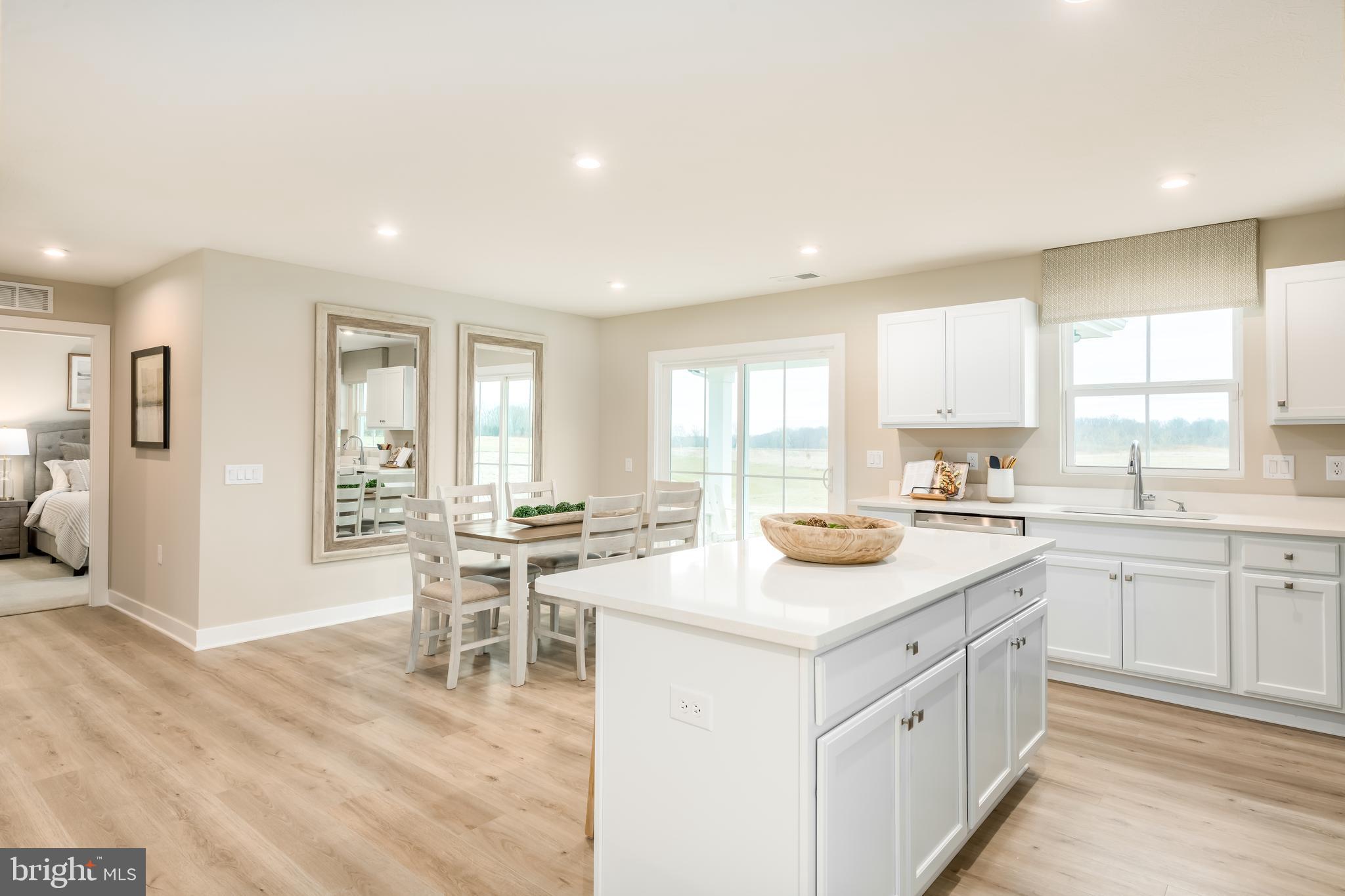 CARDINAL POINTE - Residential