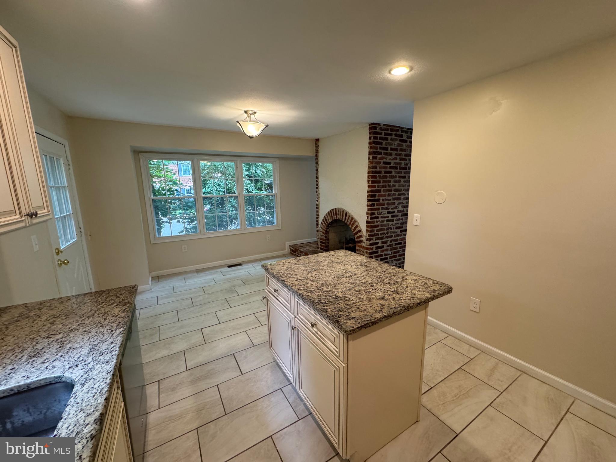 OLDE COLONIAL GREENE - Residential