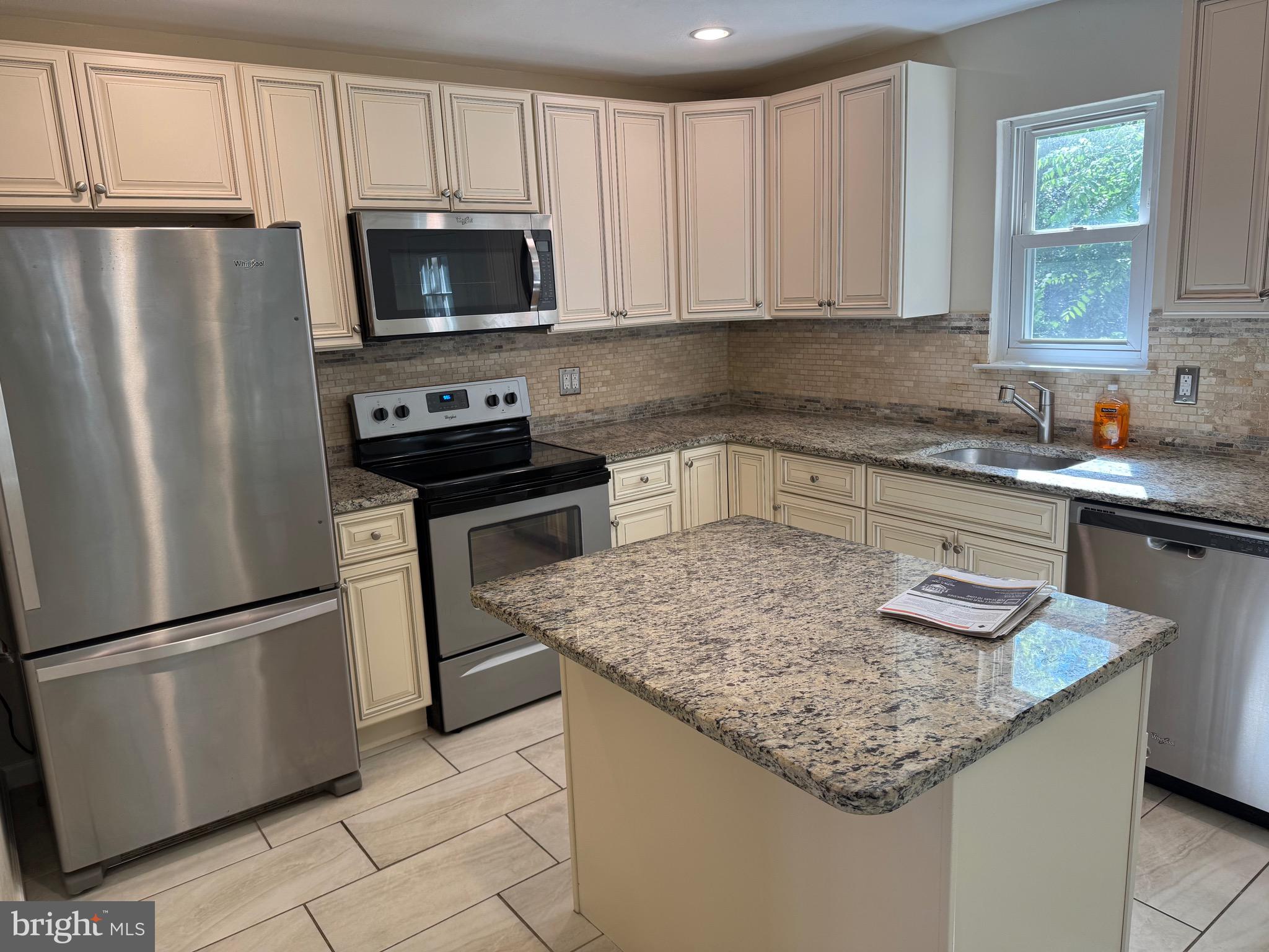 OLDE COLONIAL GREENE - Residential