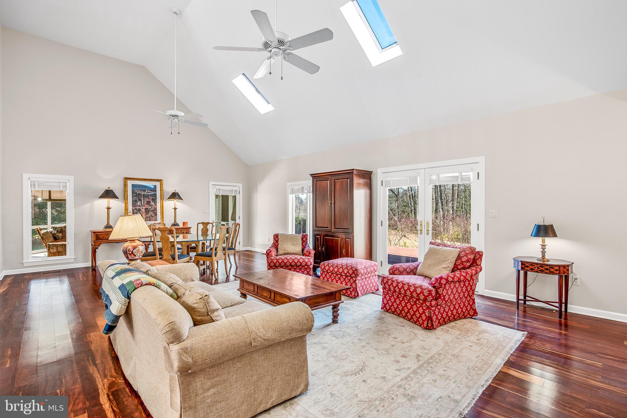 COOKE'S HOPE - Residential