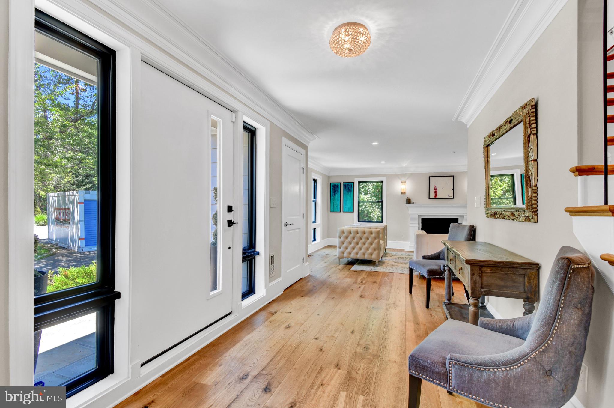 CARDEROCK SPRINGS - Residential