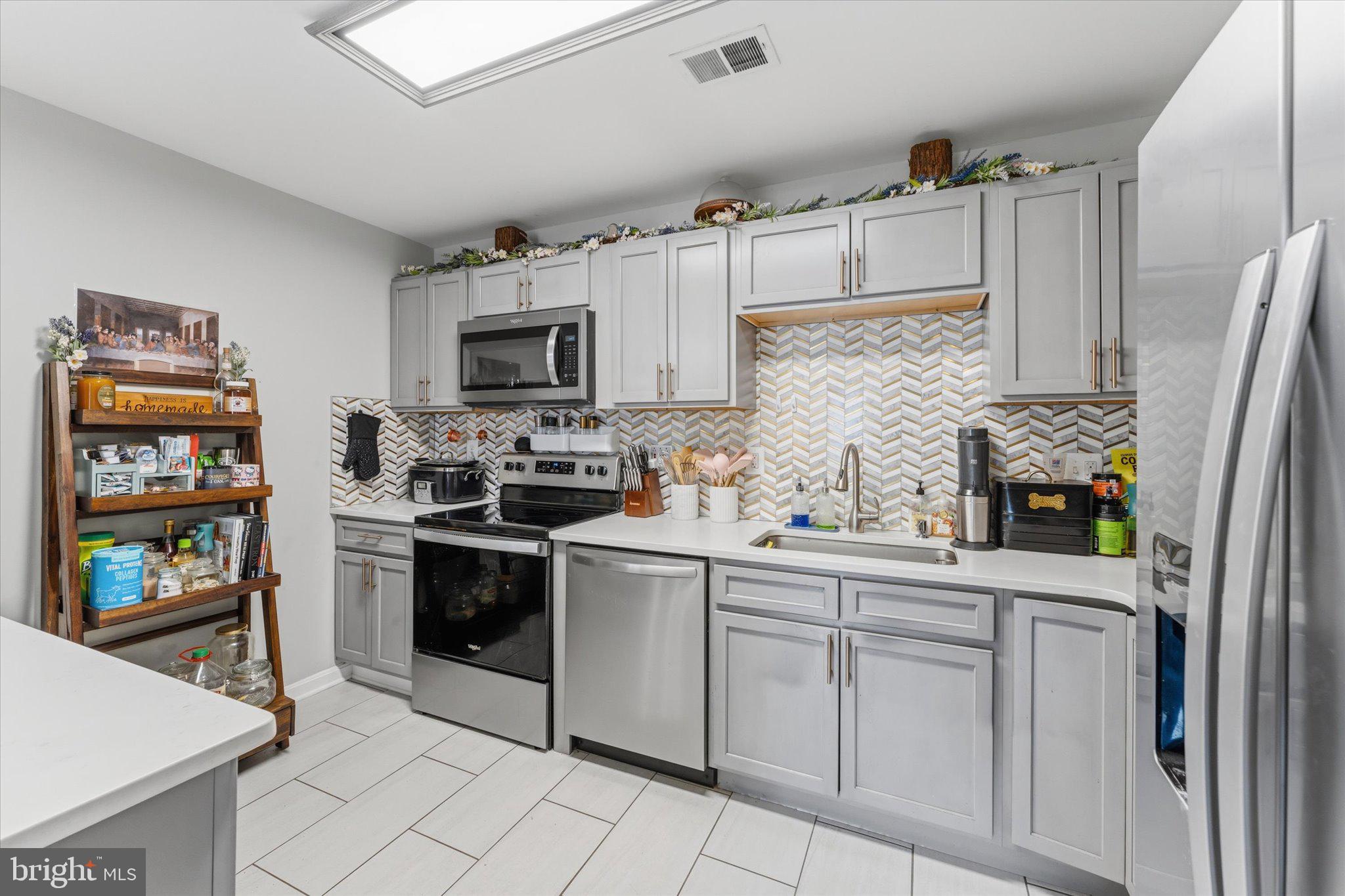 ST CHARLES SUB - BANNISTER - Residential