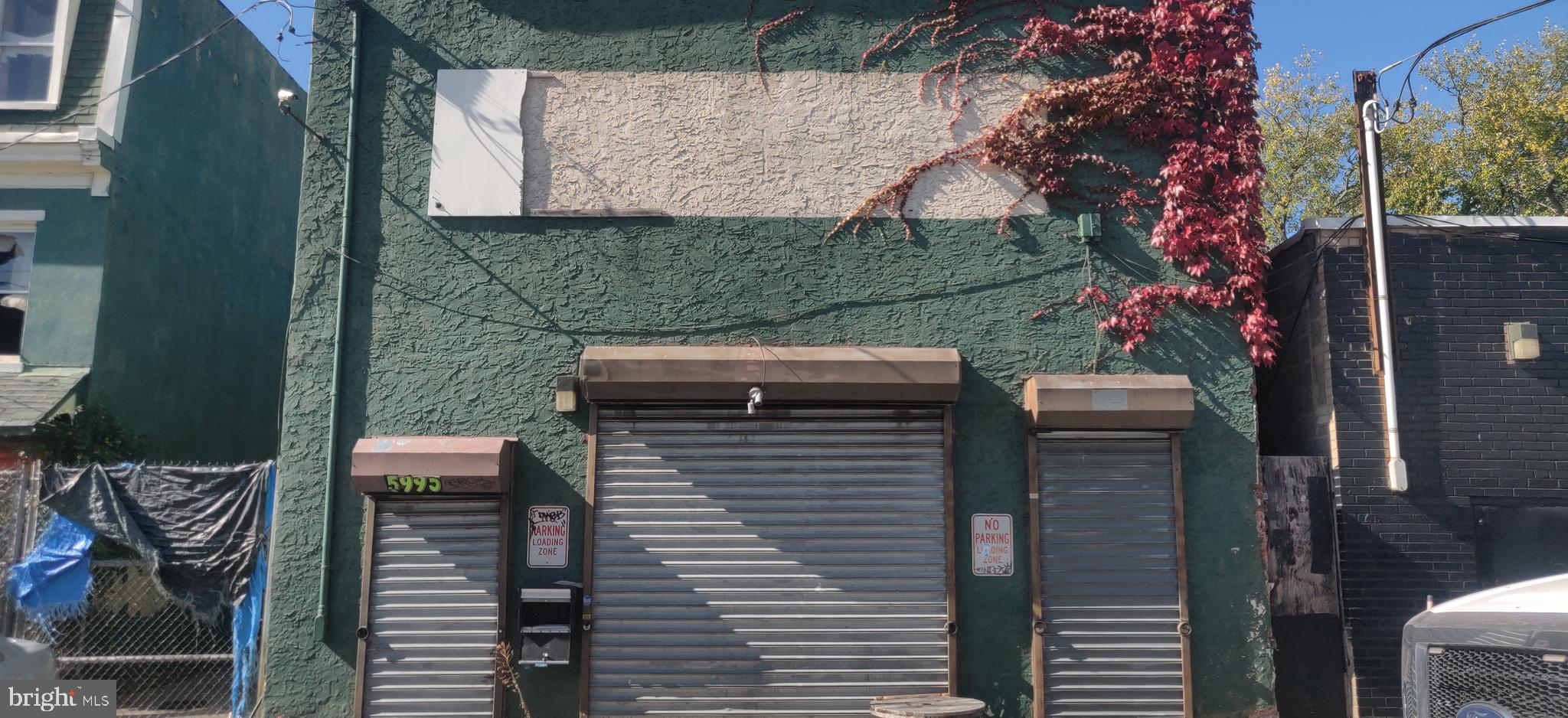 PHILADELPHIA (WEST) - Commercial Sale
