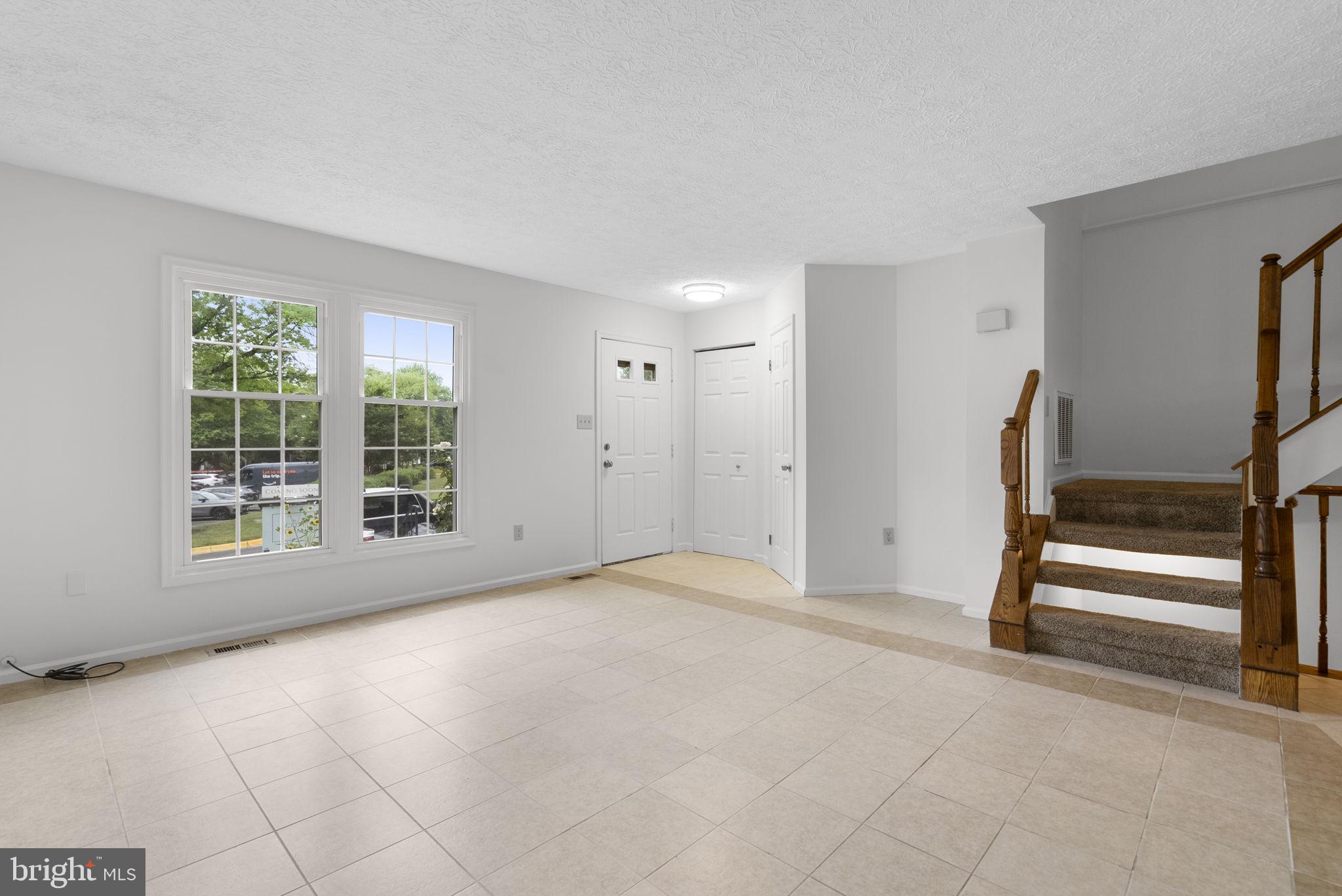 GUNNERS LAKE VILLAGE - Residential