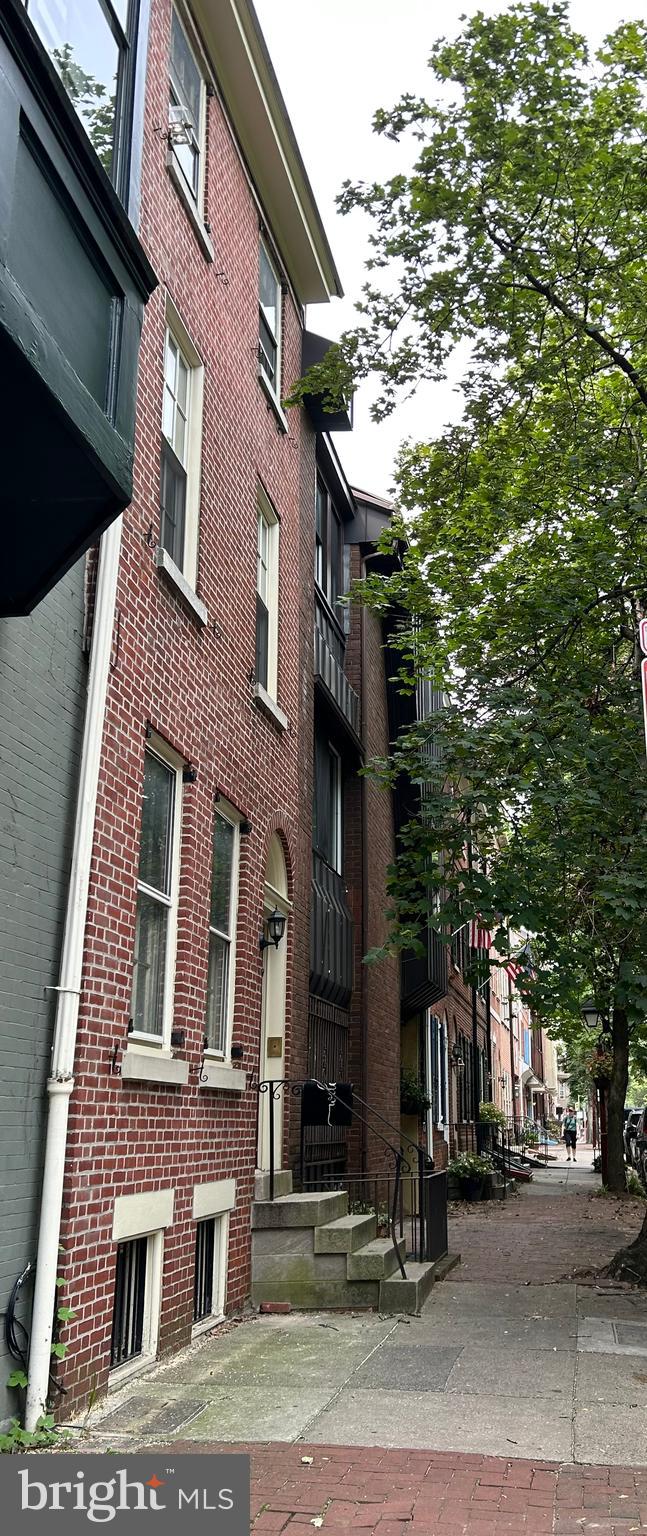 SOCIETY HILL - Residential Lease