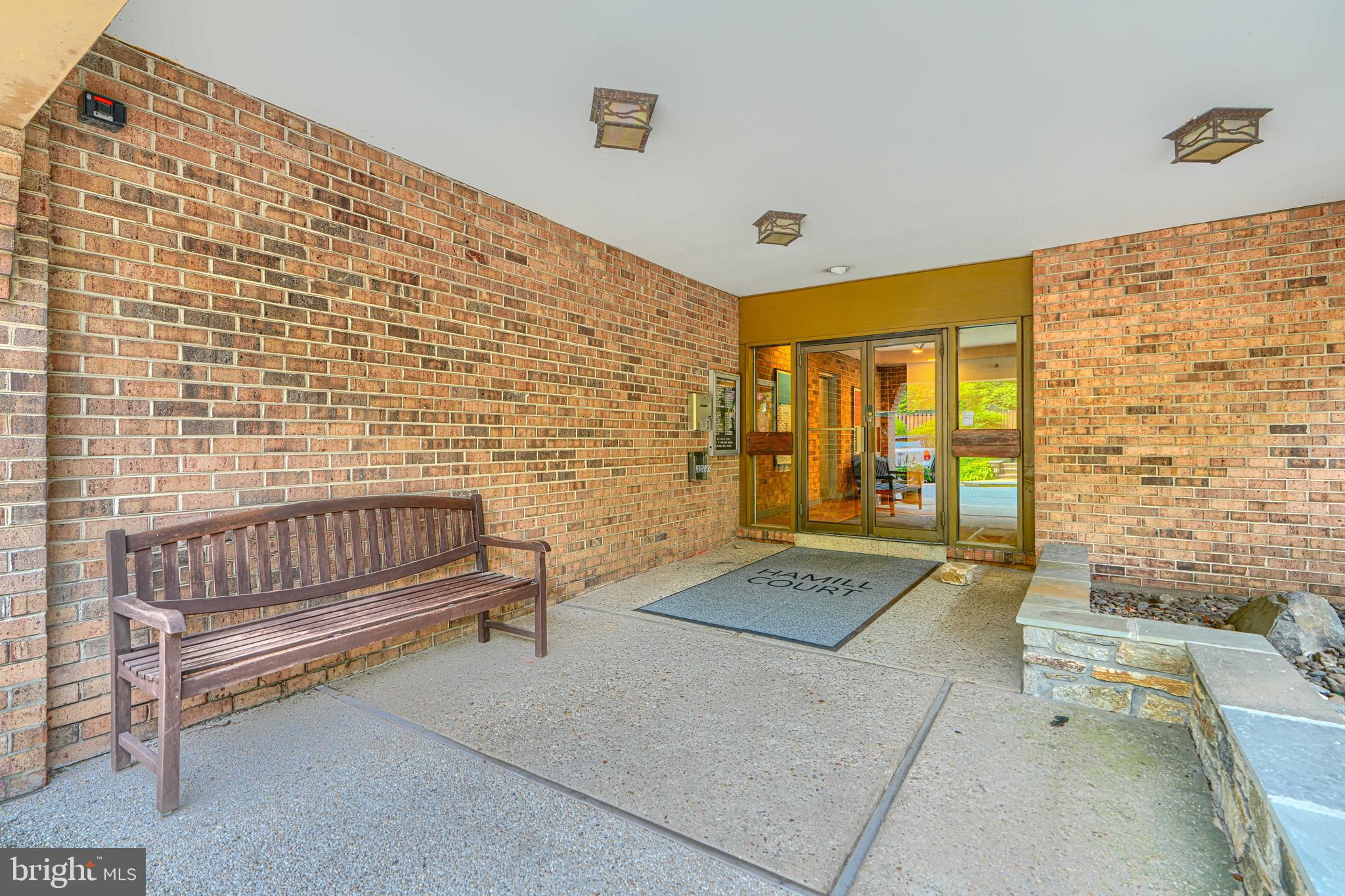 CROSS KEYS - Residential