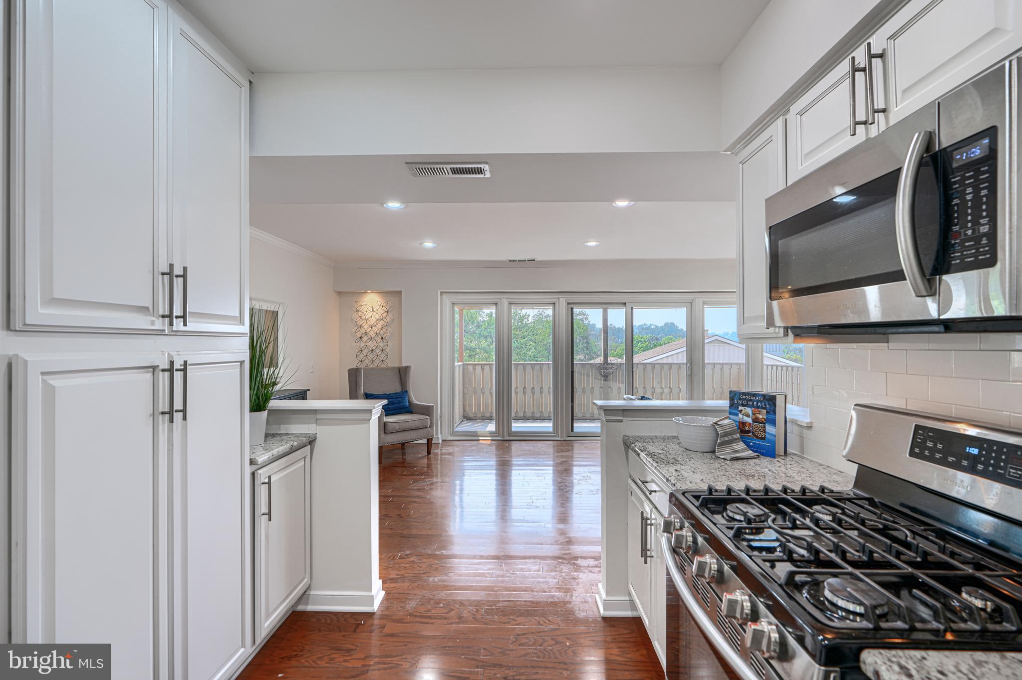 CROSS KEYS - Residential
