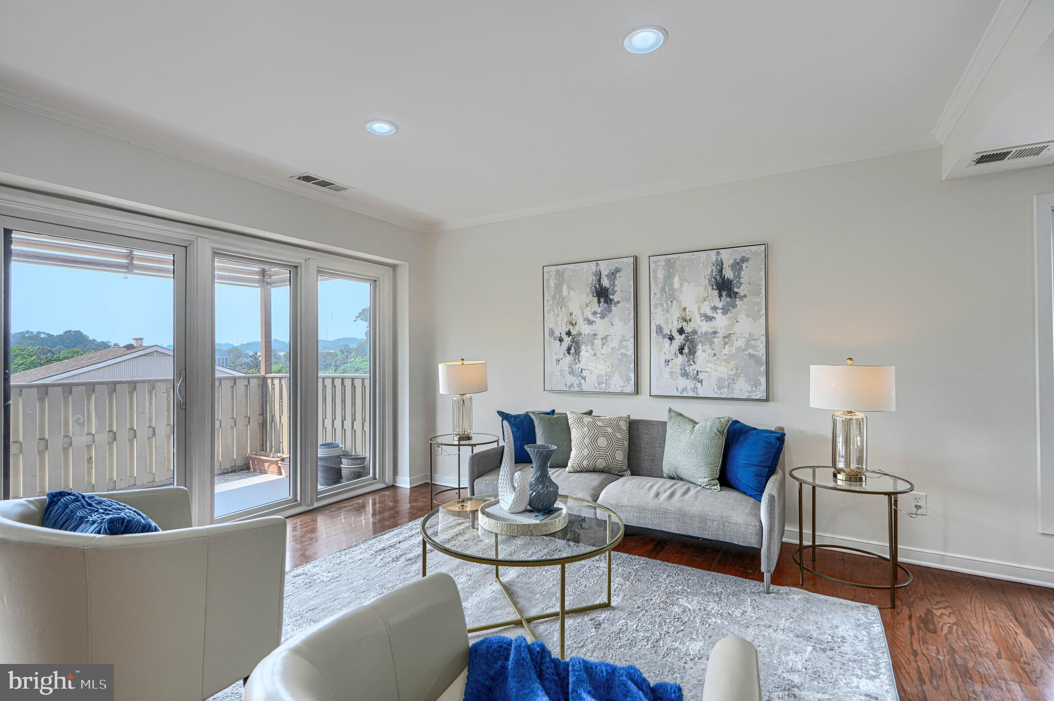 CROSS KEYS - Residential