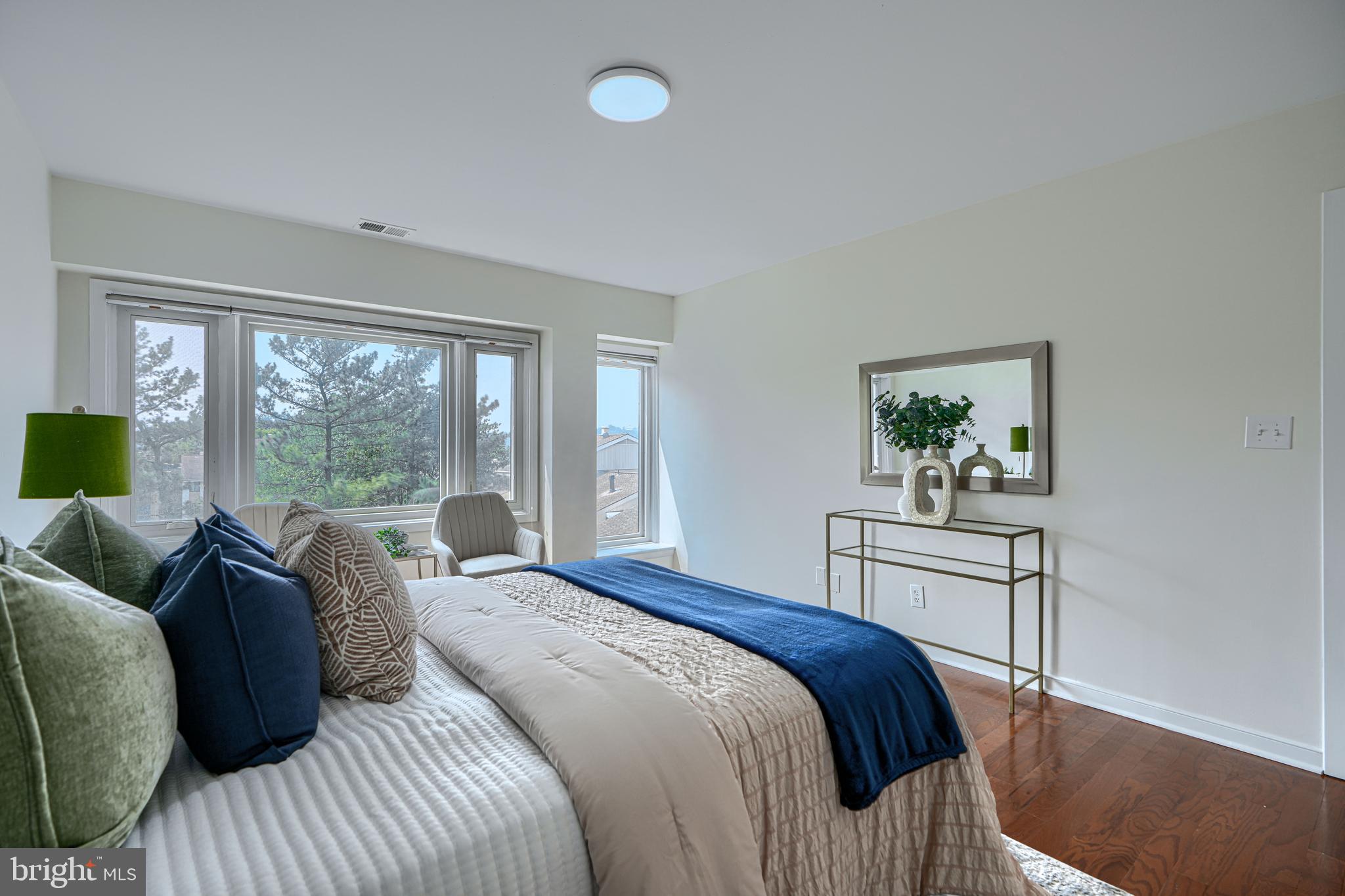 CROSS KEYS - Residential