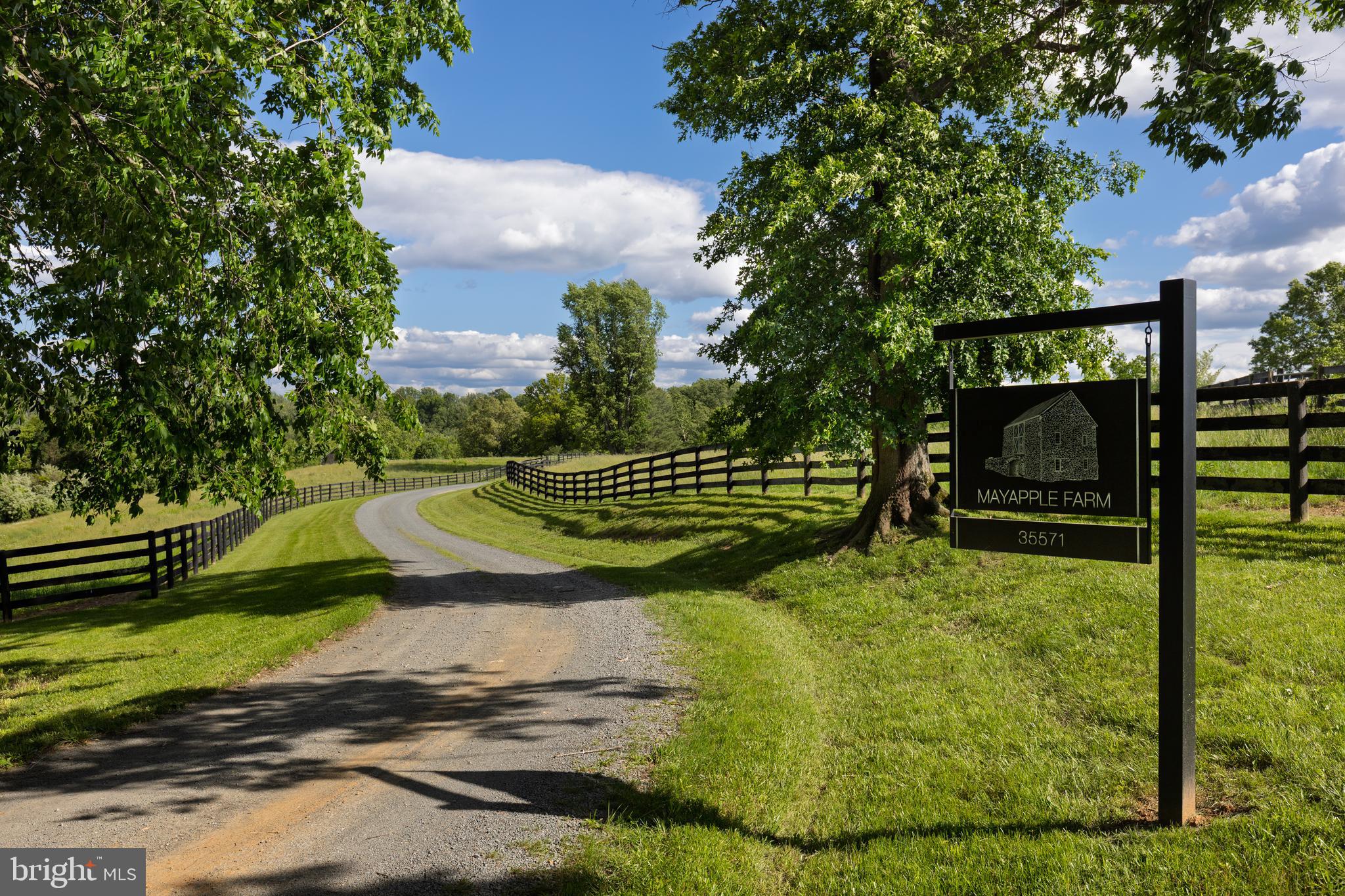 MIDDLEBURG - Residential