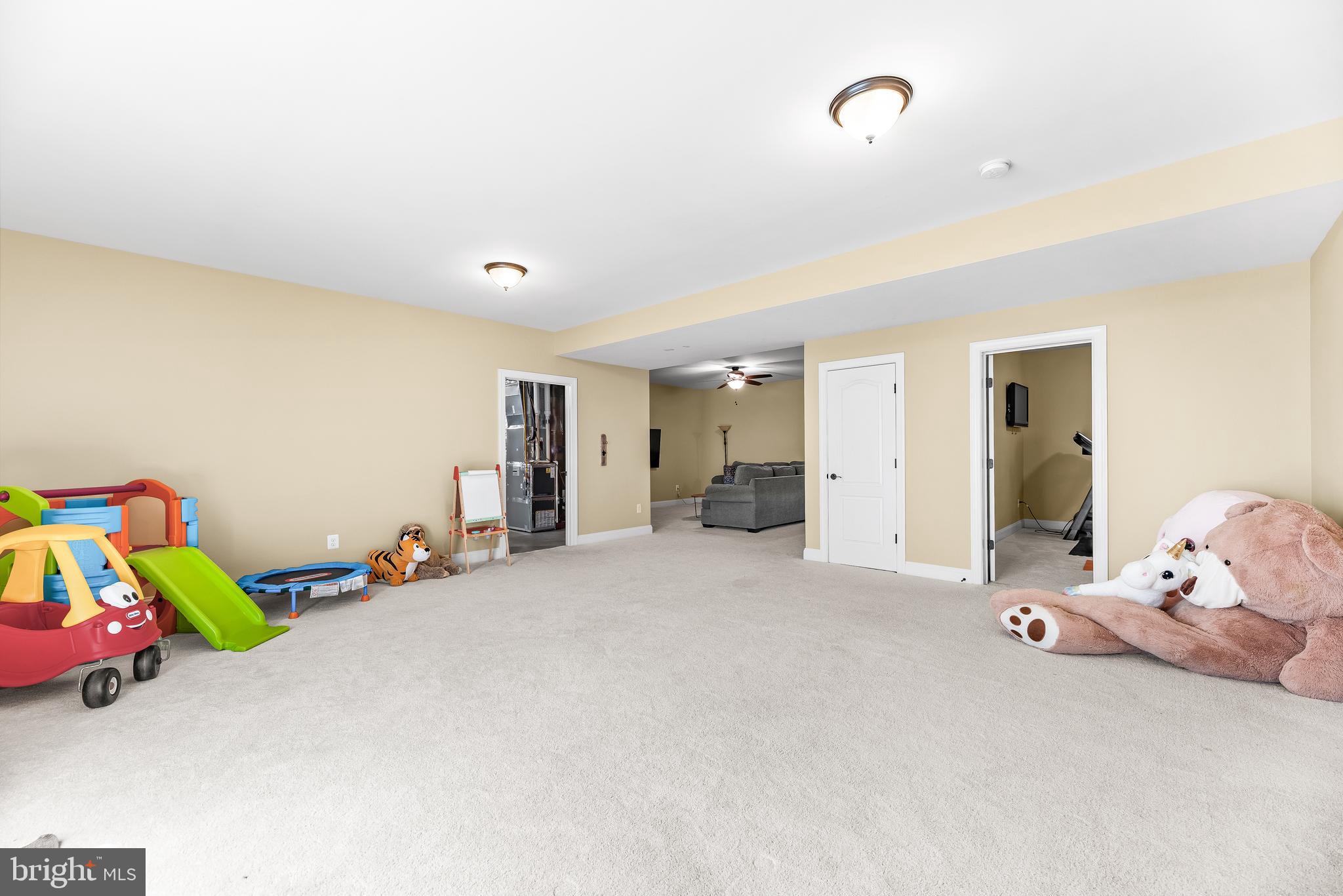LEONARDS GRANT - Residential