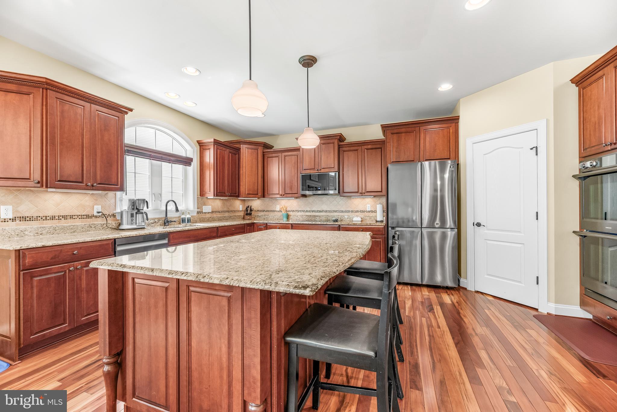 LEONARDS GRANT - Residential