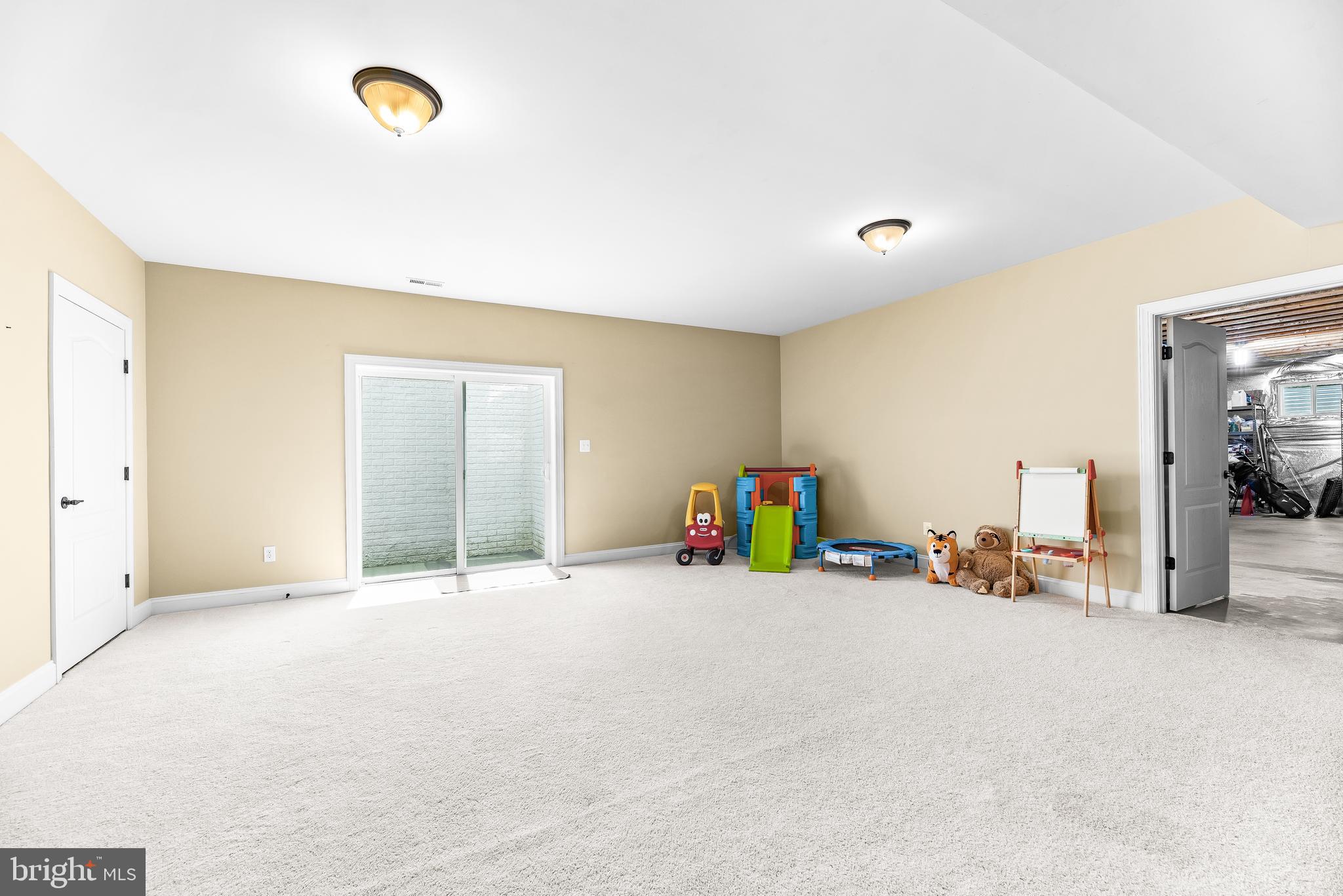 LEONARDS GRANT - Residential