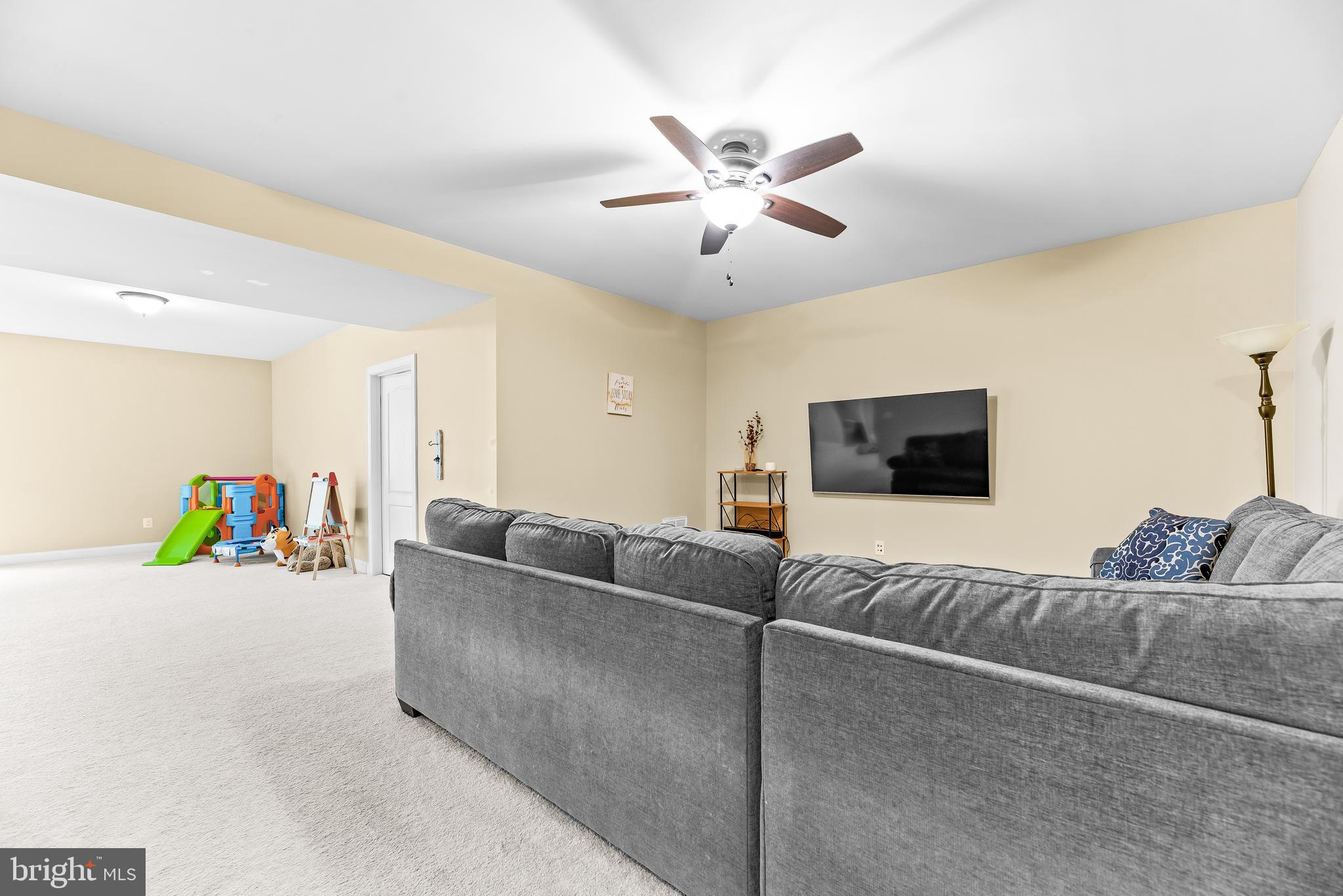 LEONARDS GRANT - Residential