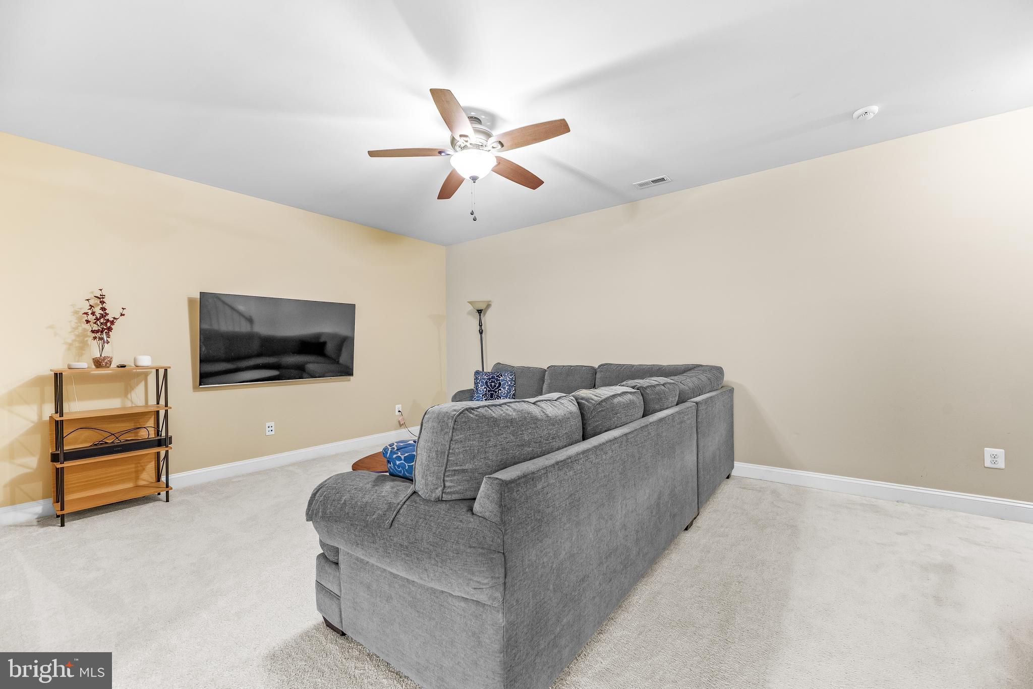 LEONARDS GRANT - Residential