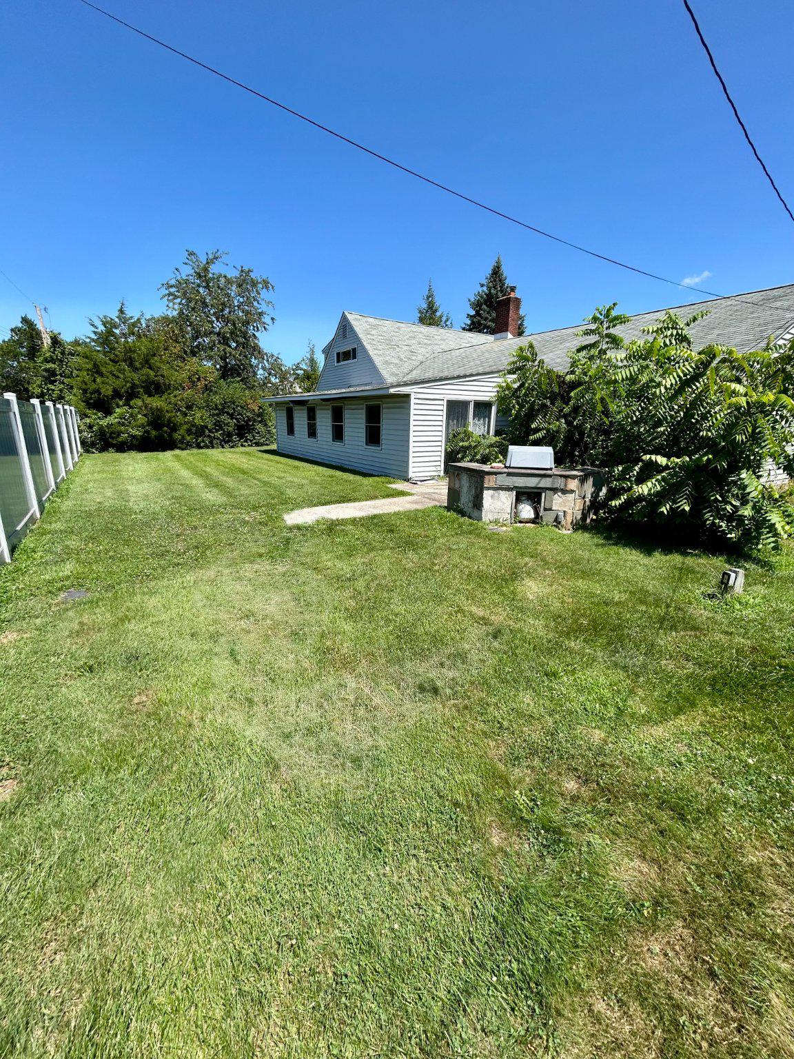 FORSYTHIA GATE - Residential