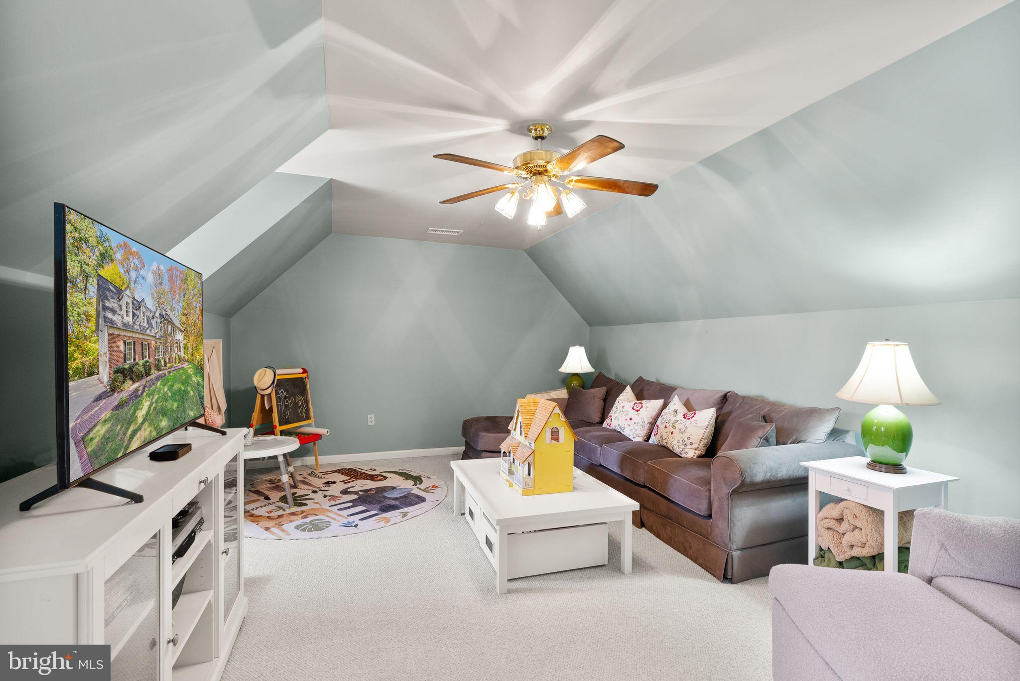 WOODBINE WOODS - Residential