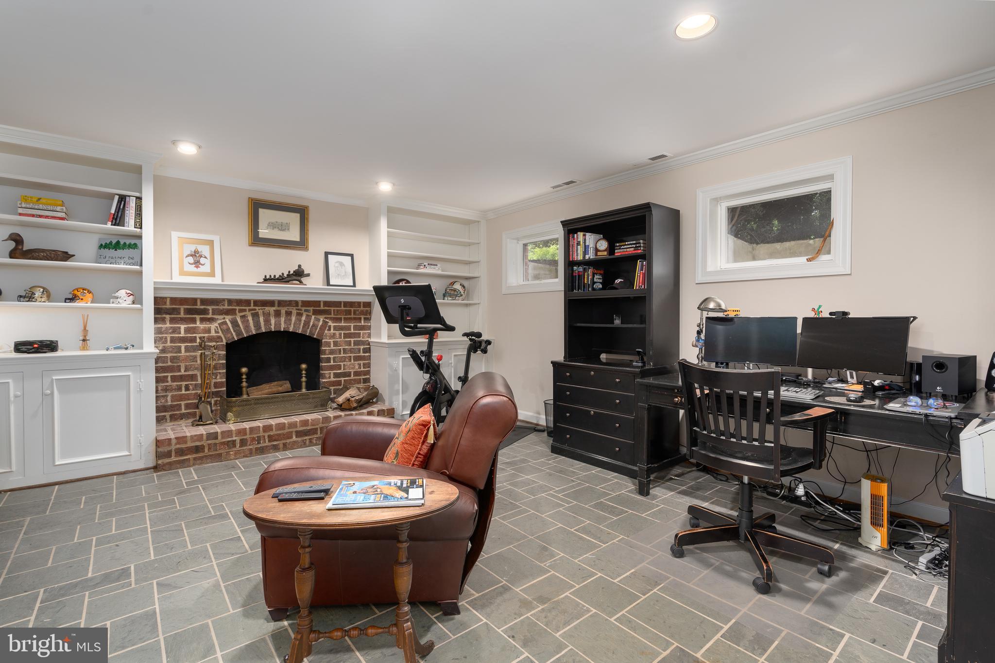 BRADDOCK HEIGHTS - Residential
