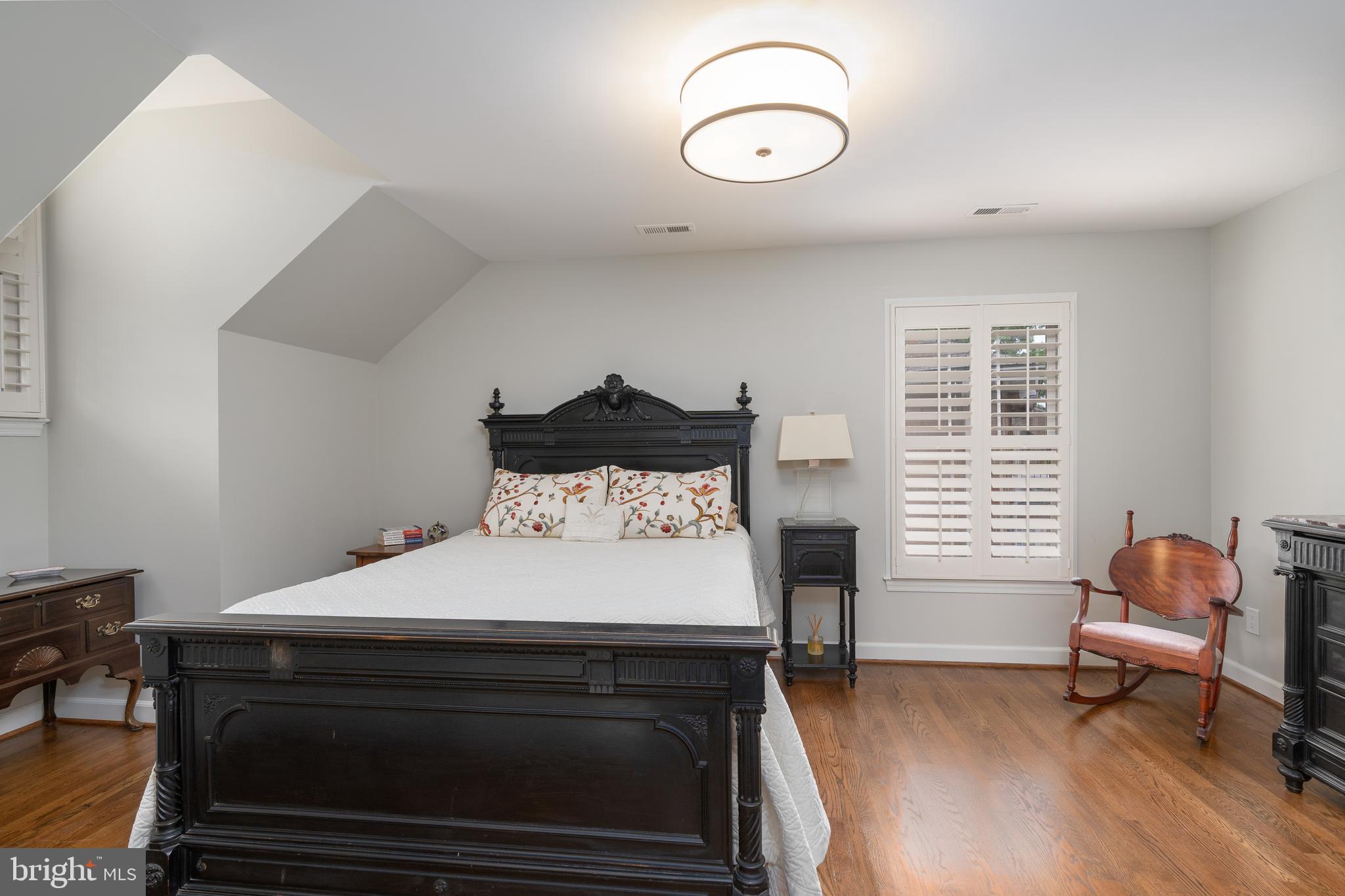 BRADDOCK HEIGHTS - Residential