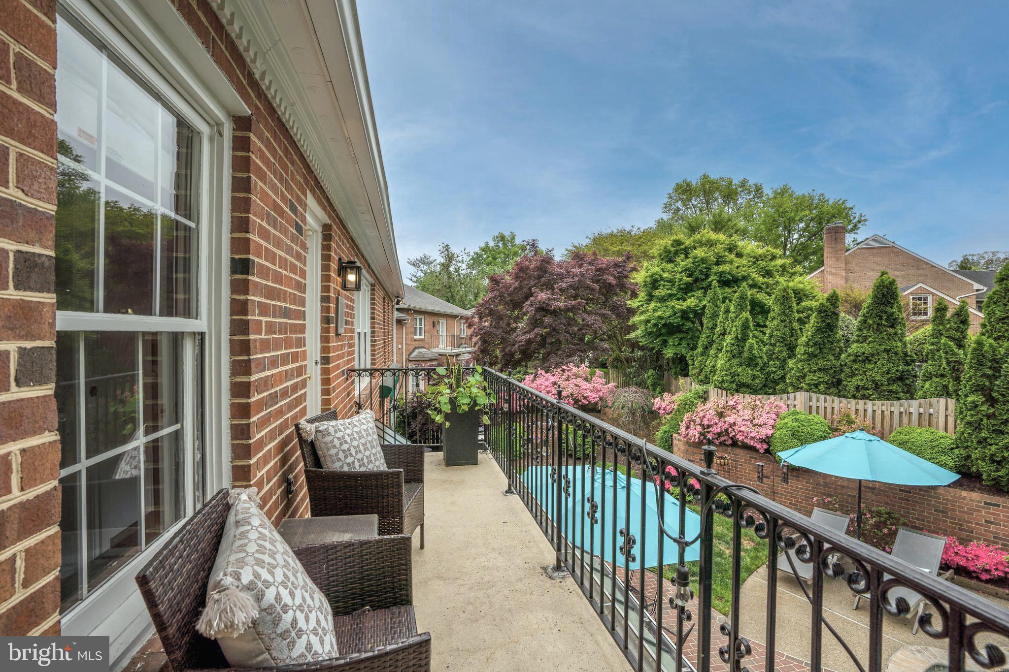 BRADDOCK HEIGHTS - Residential