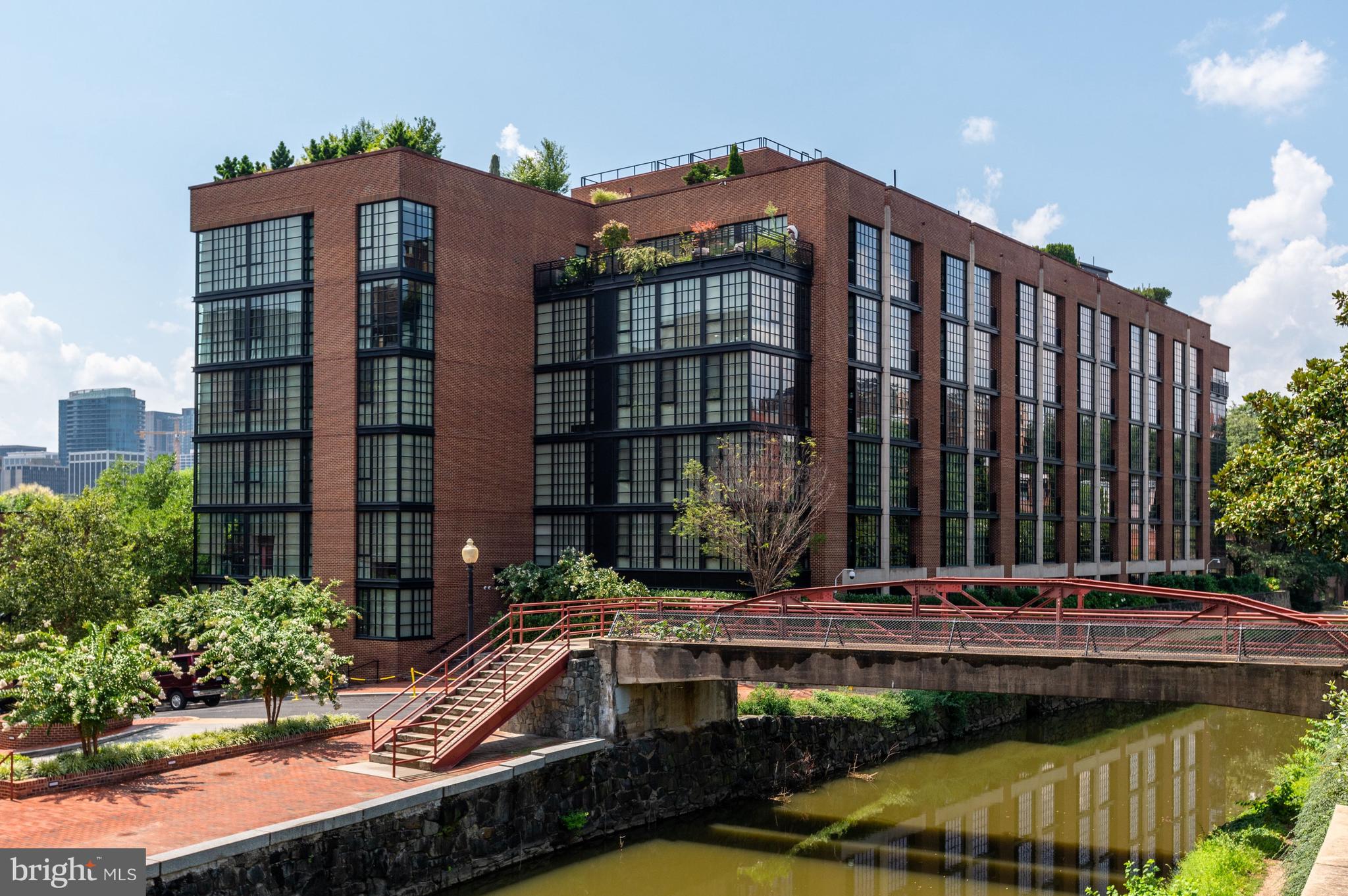 GEORGETOWN - Residential