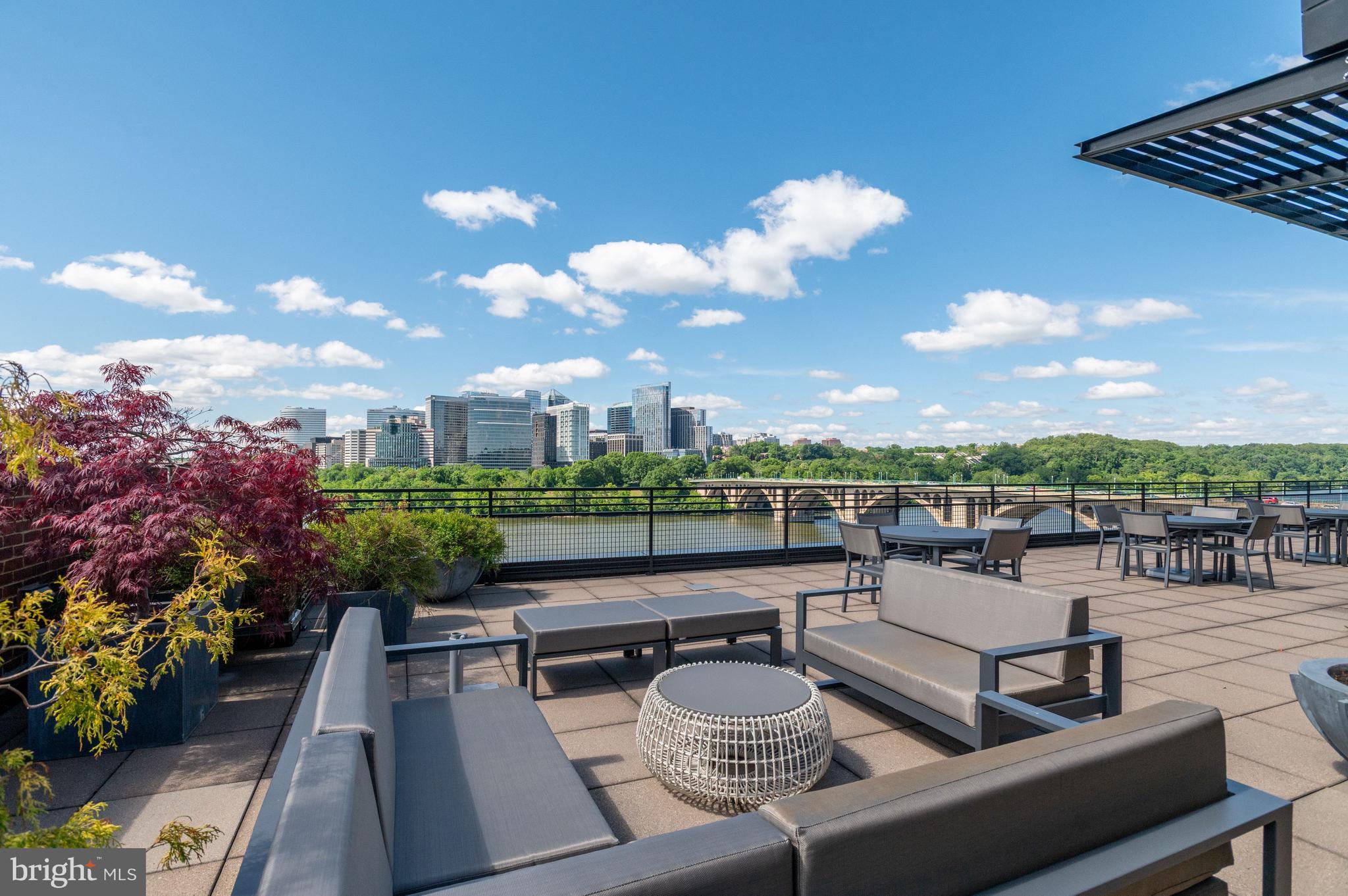 GEORGETOWN - Residential