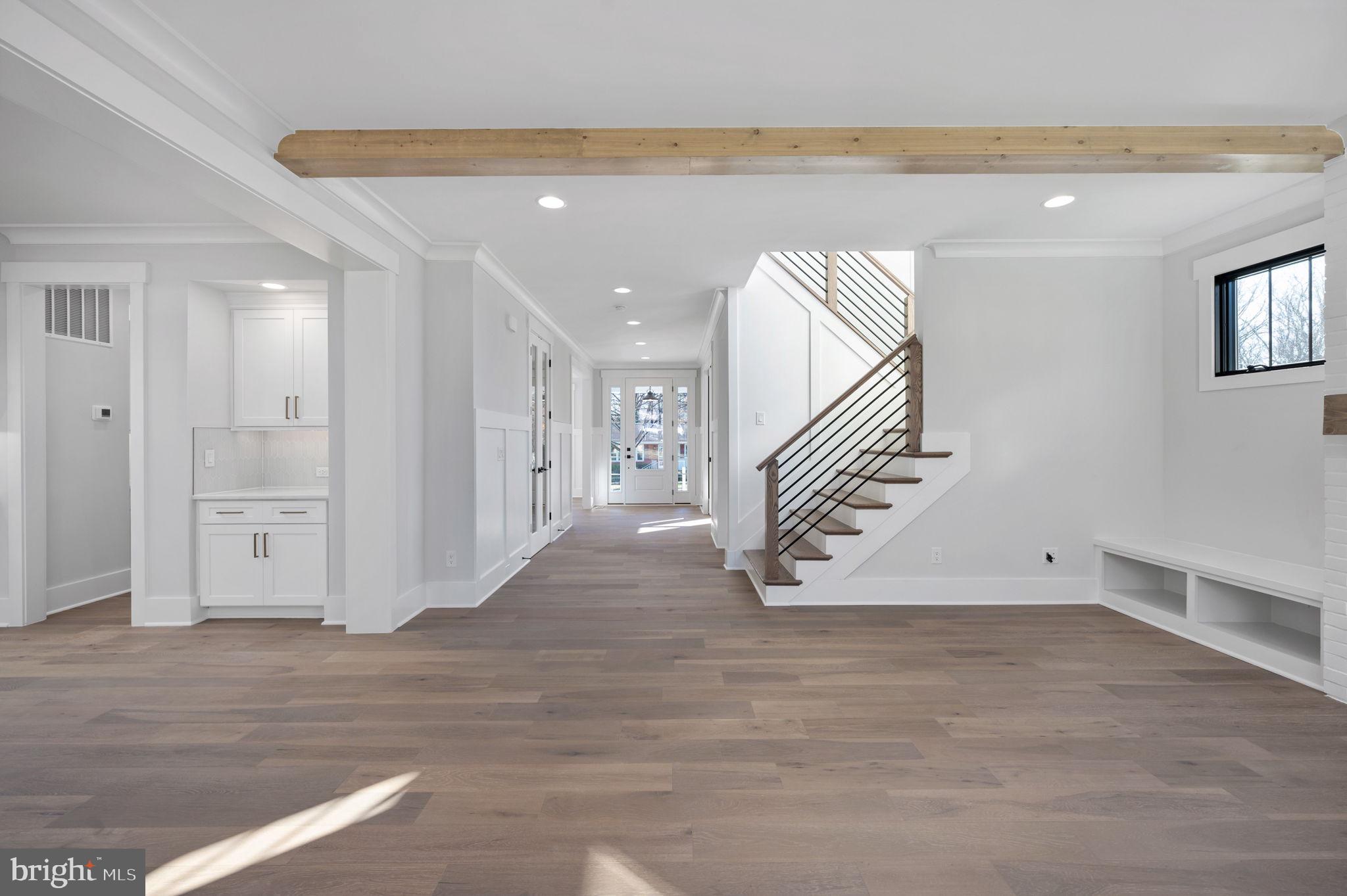 VIENNA WOODS - Residential