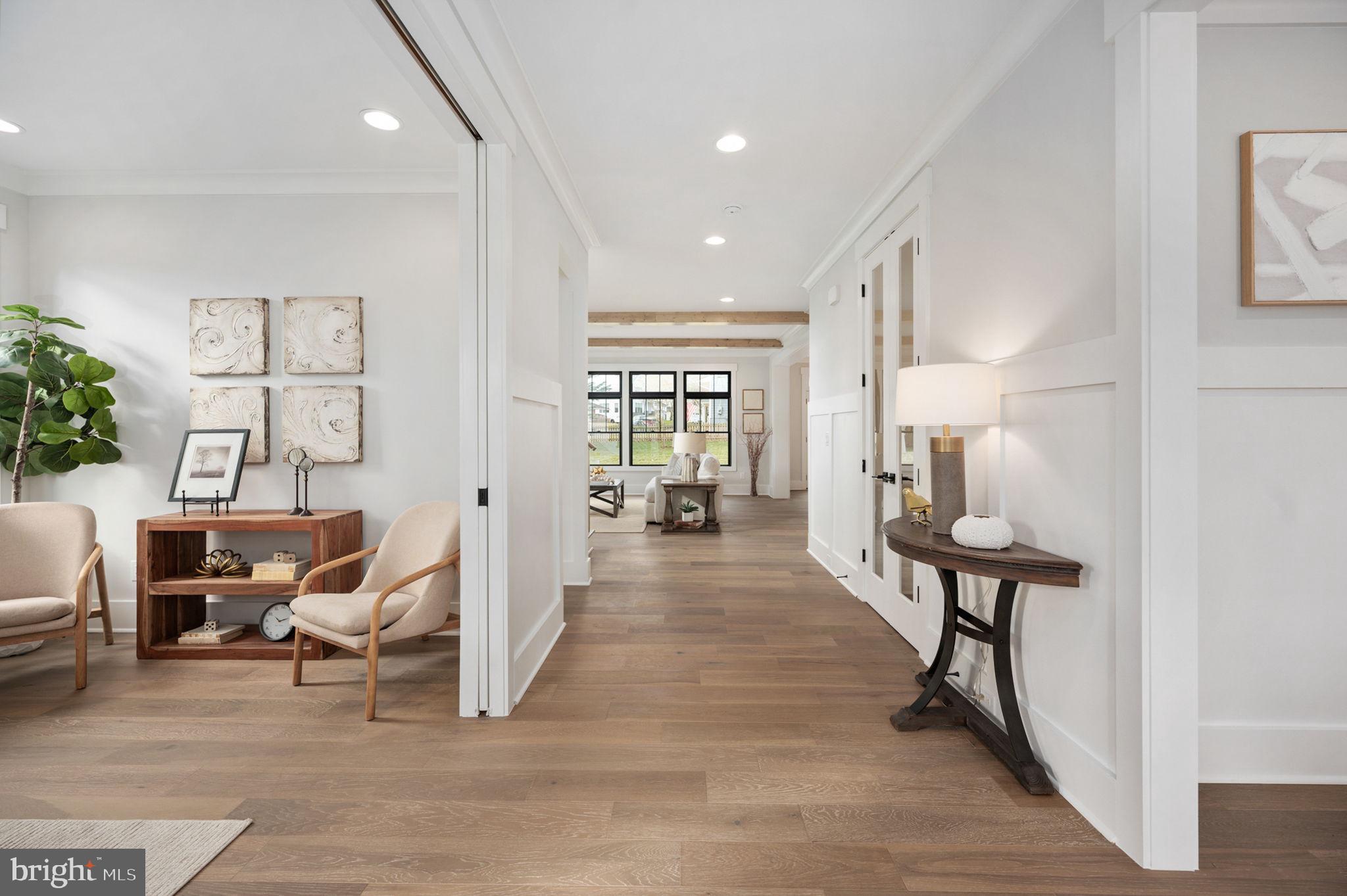 VIENNA WOODS - Residential