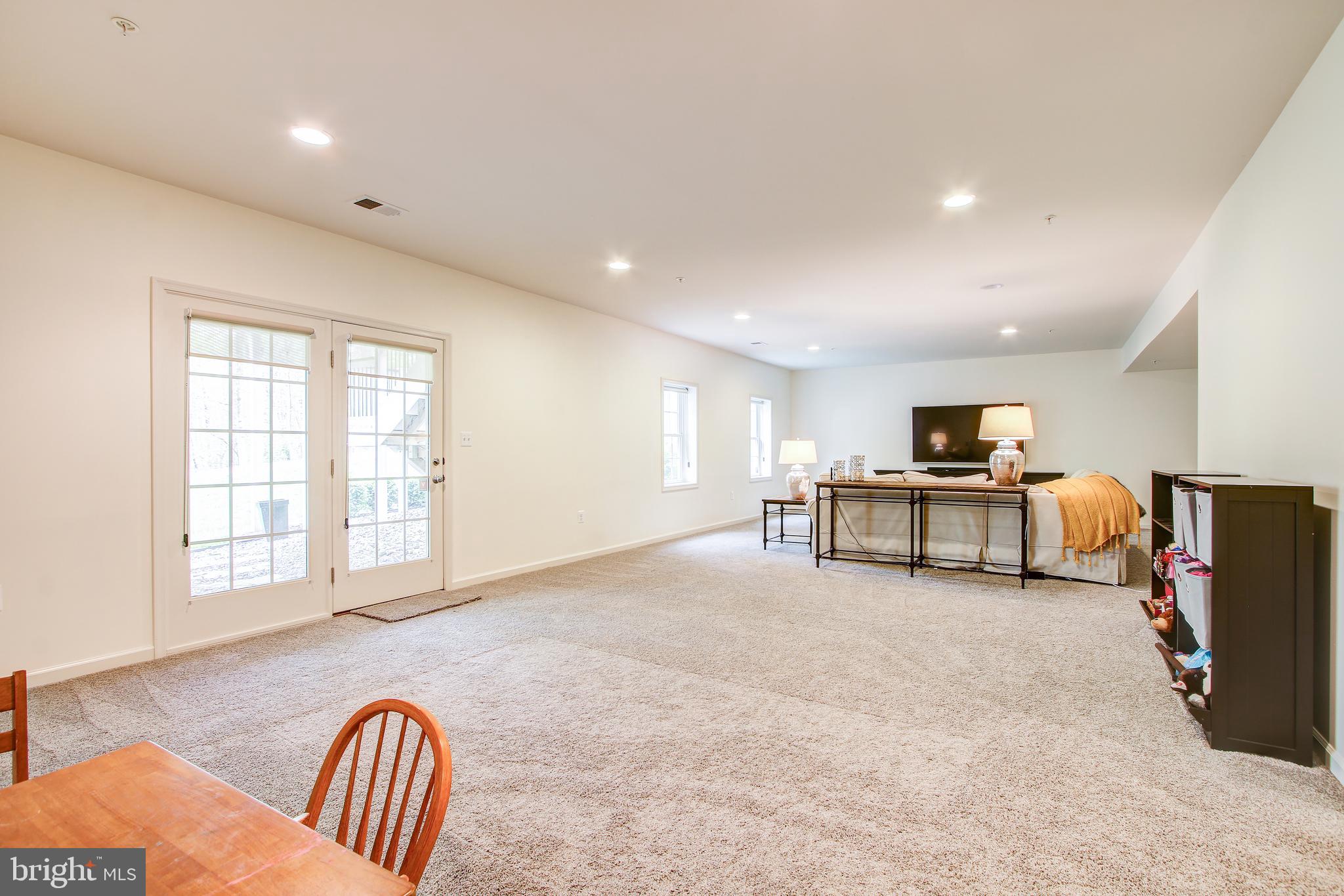 POPLAR RUN - Residential